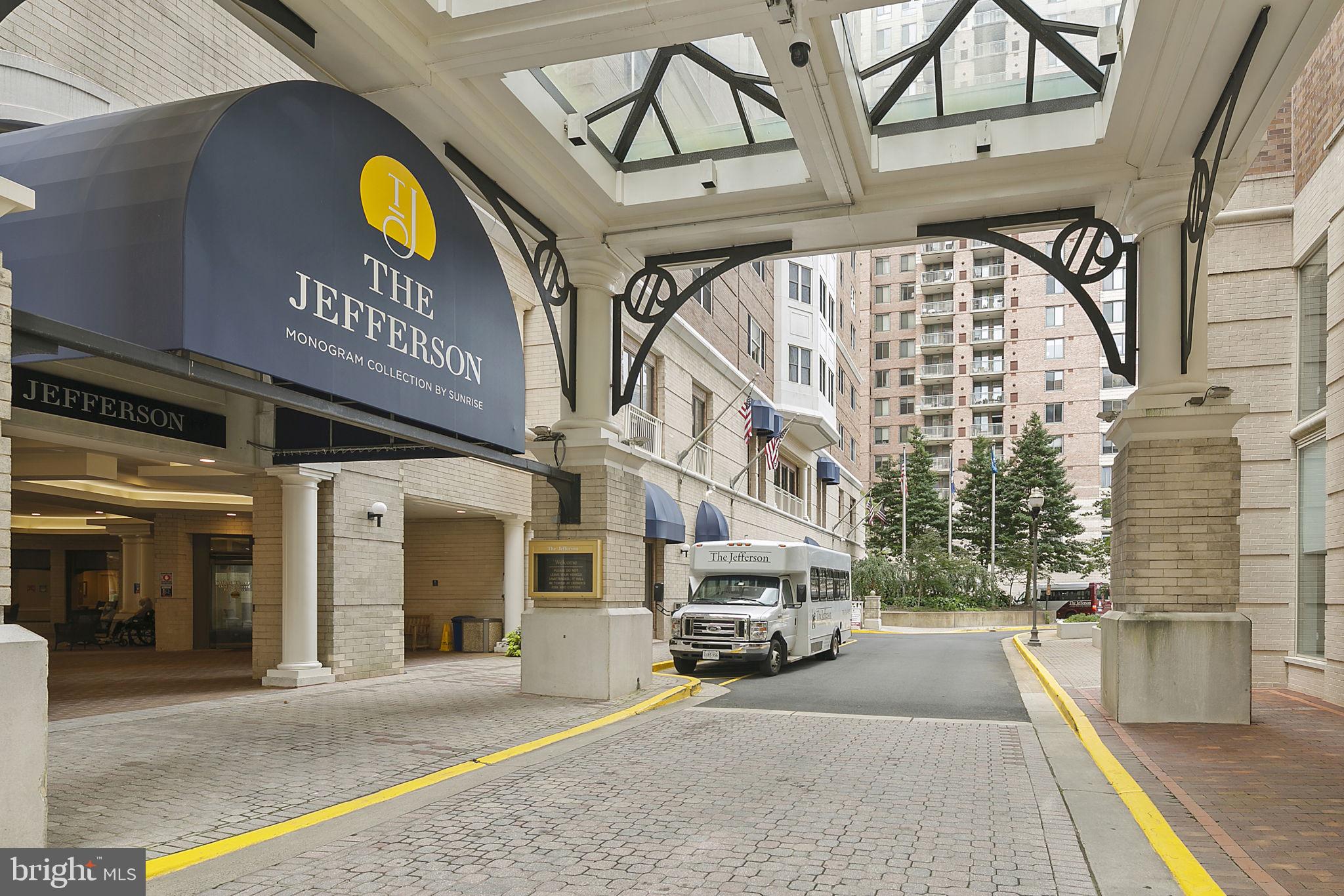 THE JEFFERSON - SUNRISE SENIOR LIVING - Residential