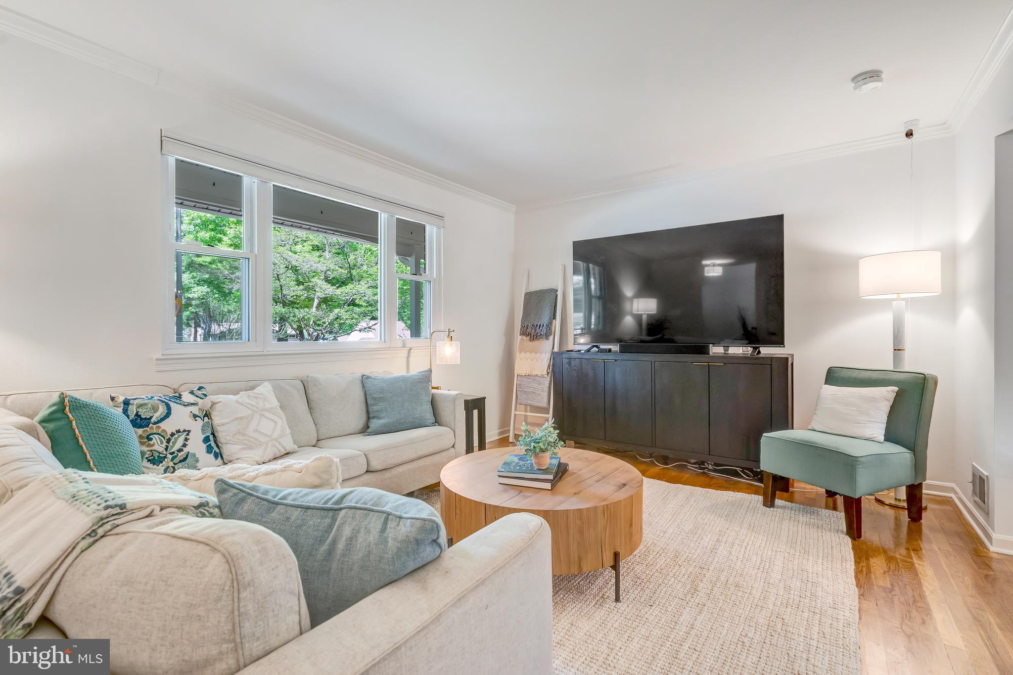 KINGS PARK WEST - Residential