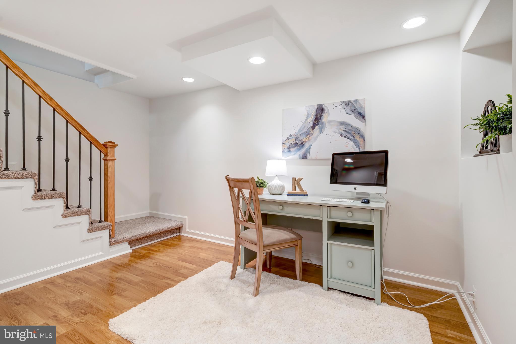 KINGS PARK WEST - Residential