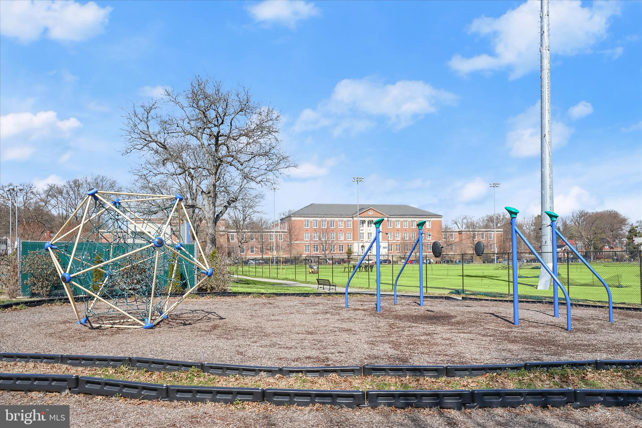 BROOKLAND - Residential