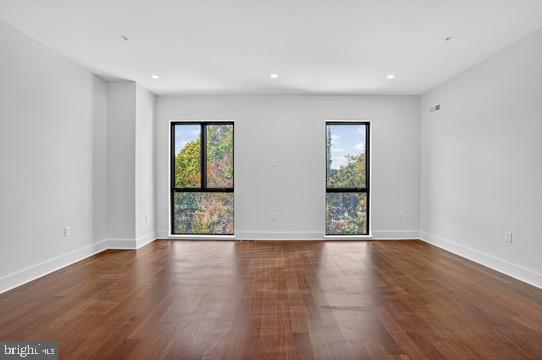 TAKOMA - Residential Income