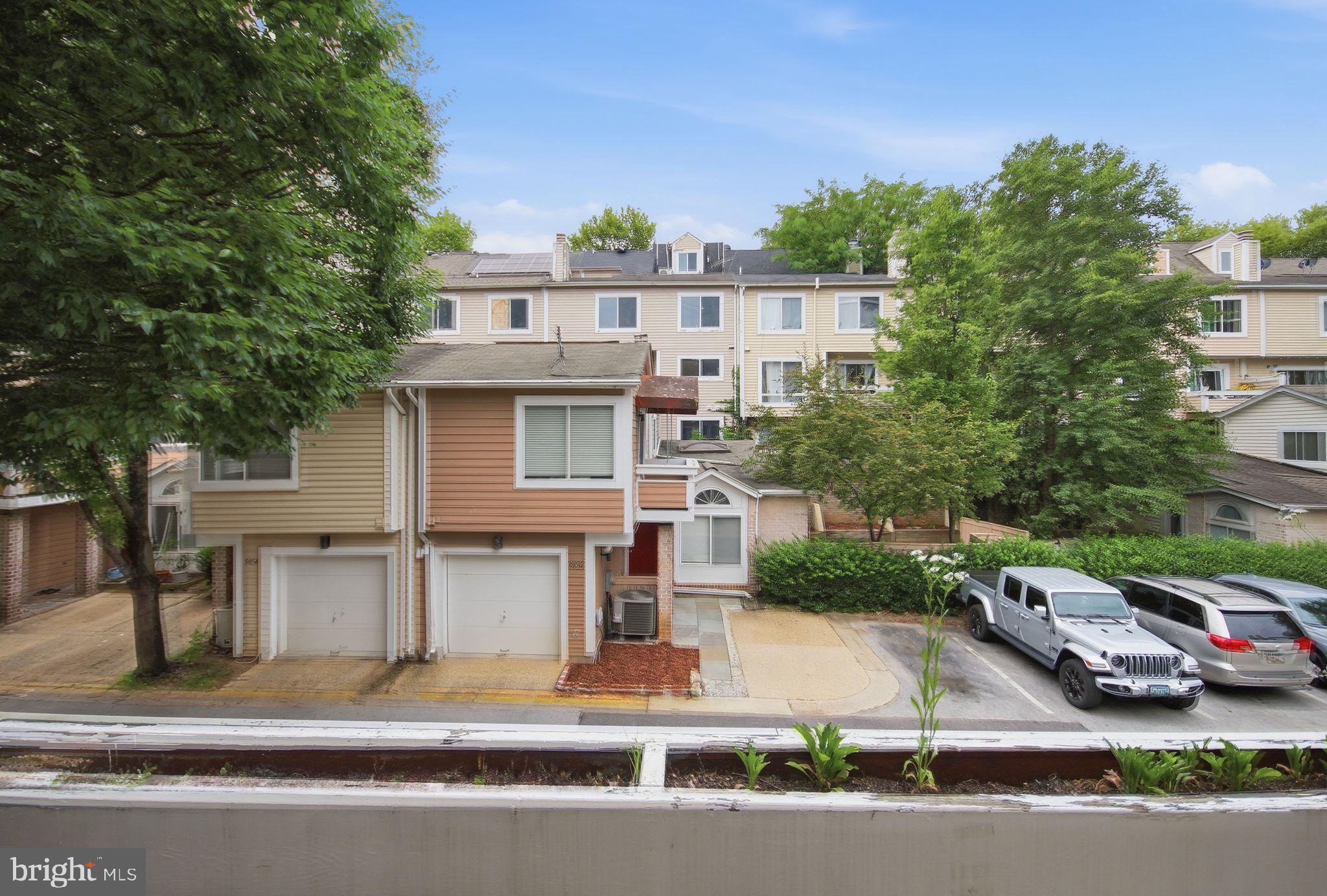 MONTGOMERY VILLAGE - Residential