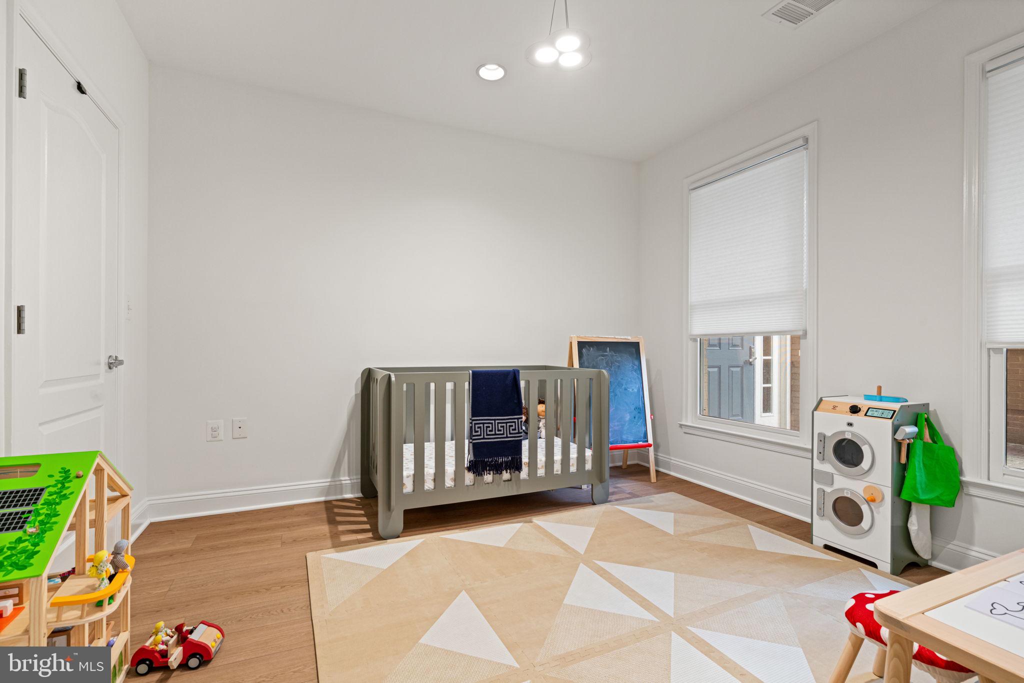 THE PRESCOTT - Residential