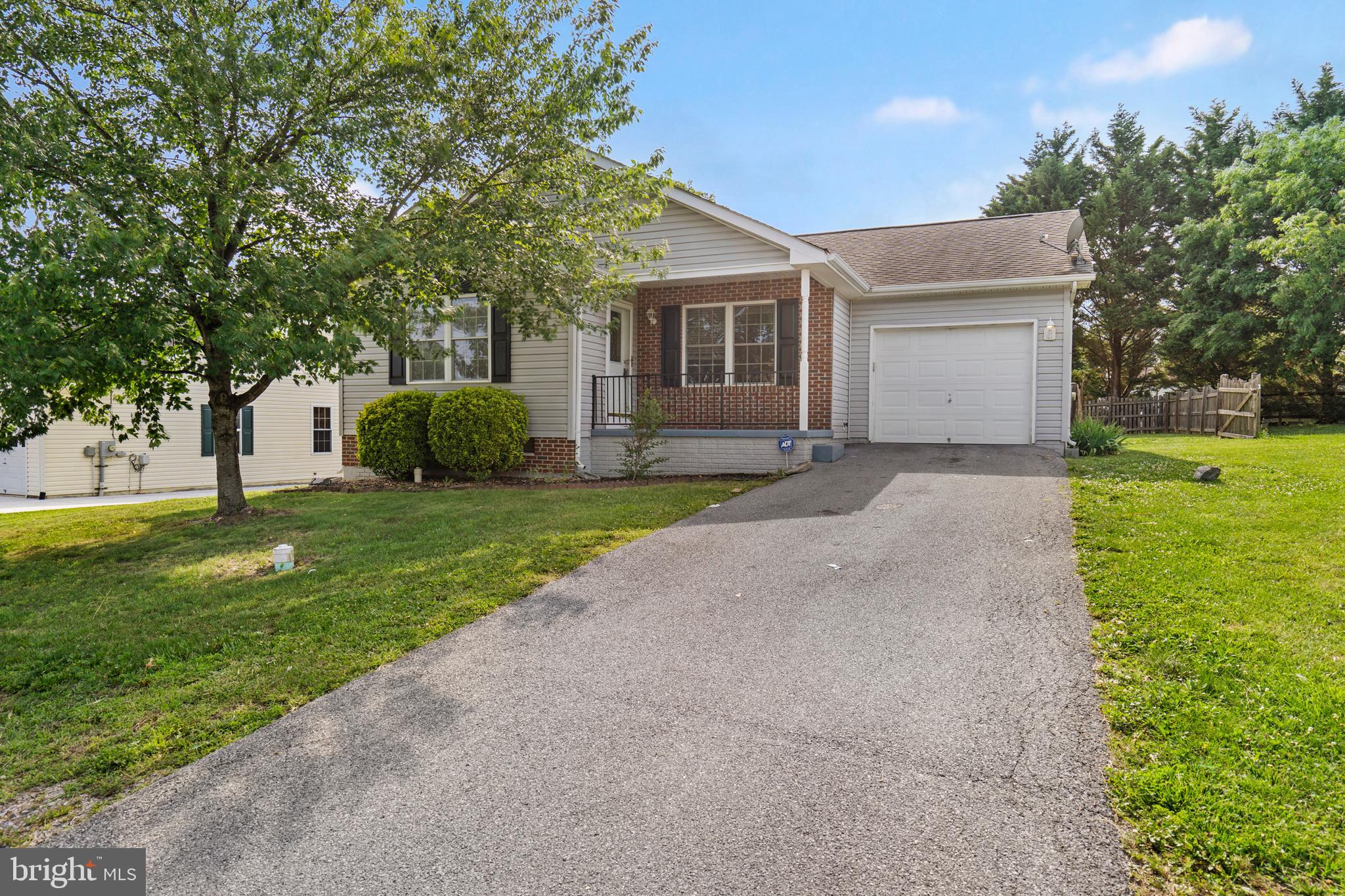Wow great 1 level home with lots of updates. Home has new hvac system, new quartz countertops, new stainless steel appliances, new flooring and paint, faucets and fixtures all recently replaced. Home has 3 bedrooms and two bathrooms. Master bedroom has its own rear entrance into the fenced back yard and a private deck.