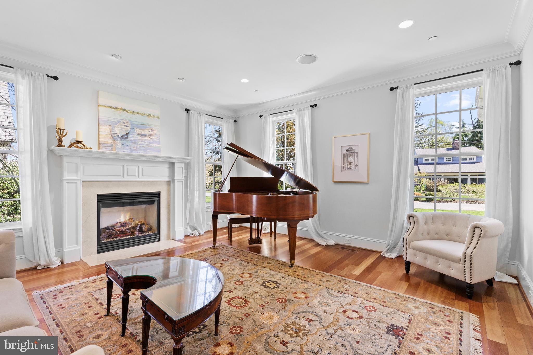 WARDOUR - Residential