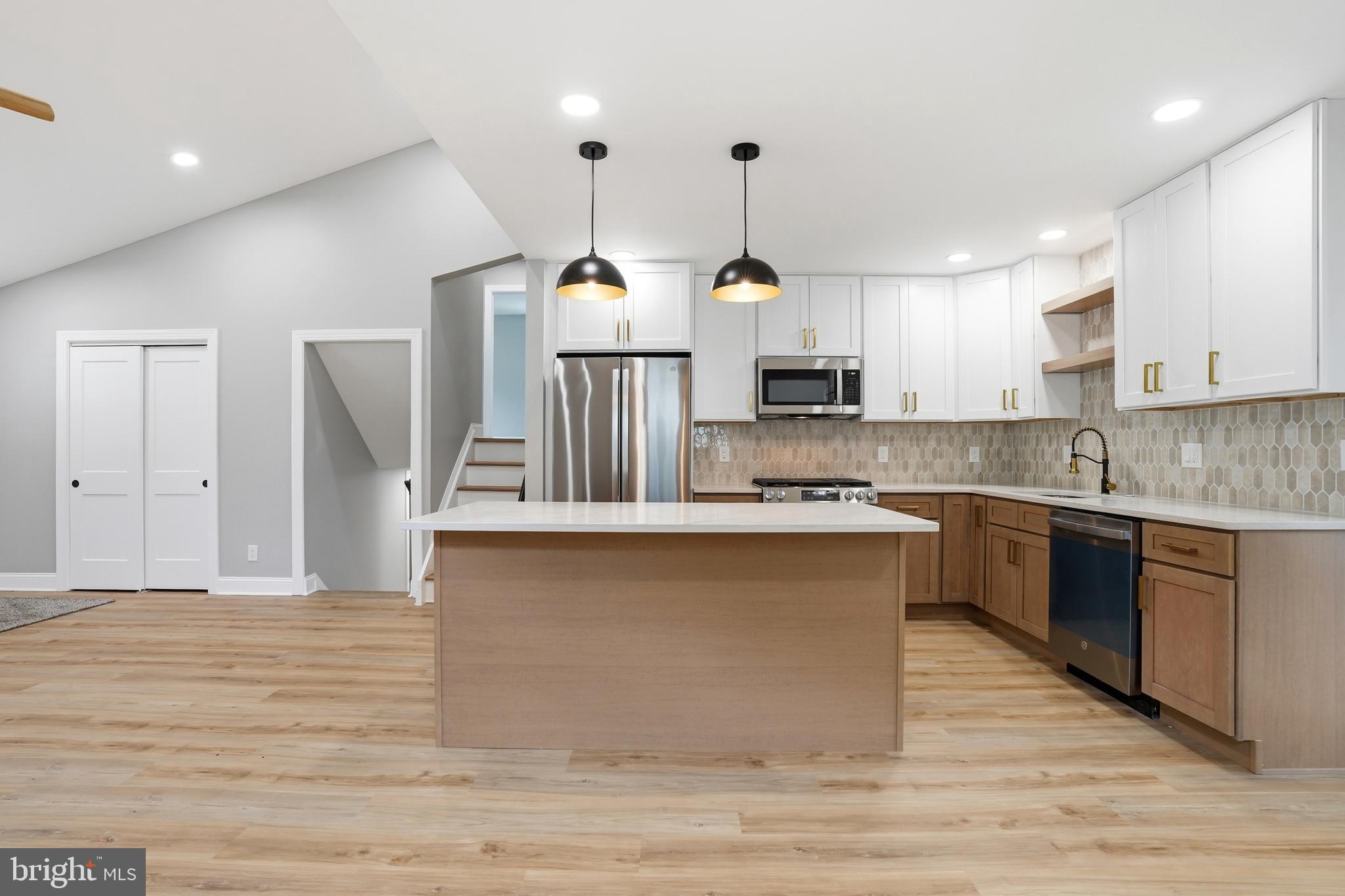 FAIROAKS - Residential