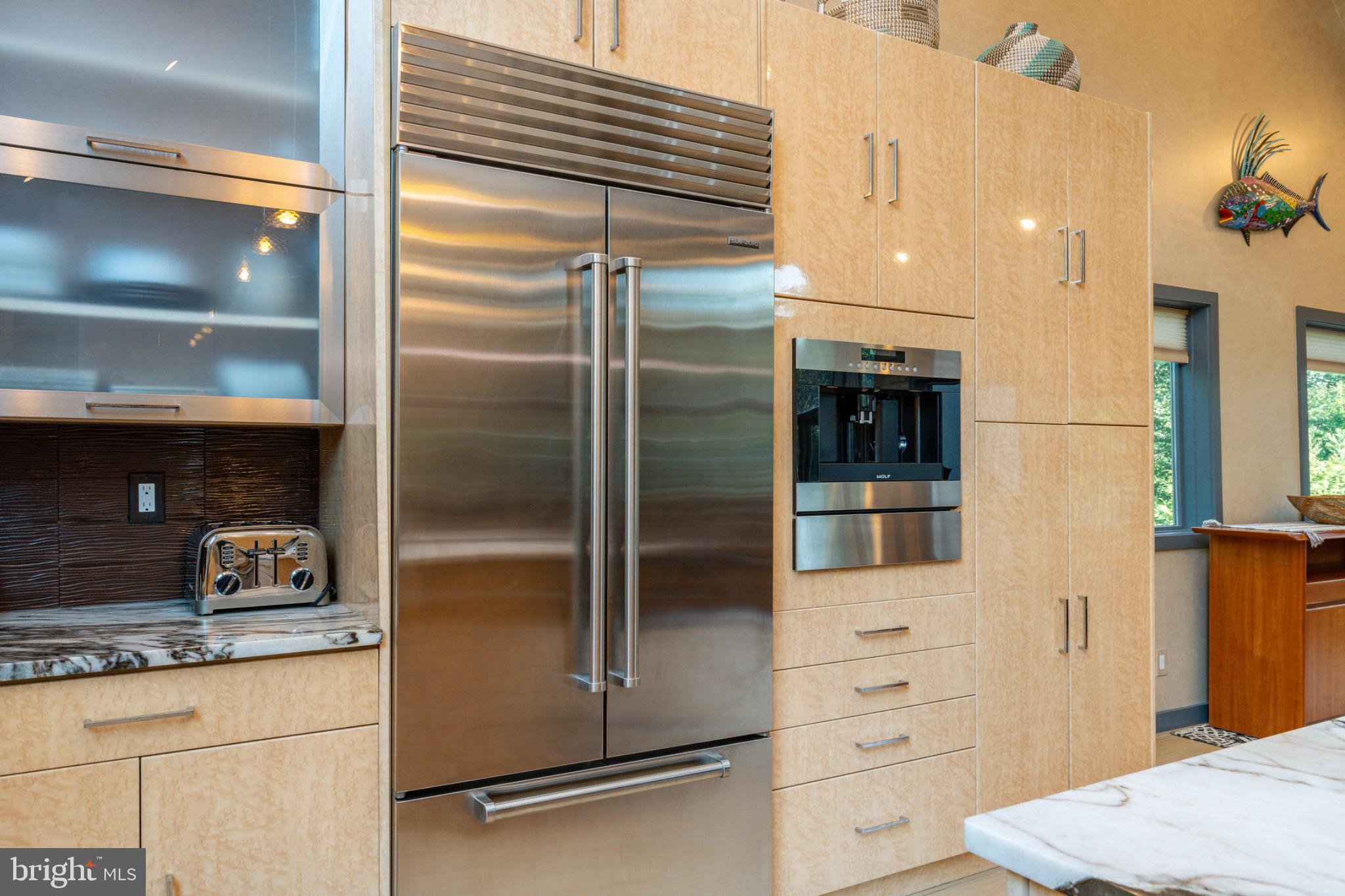 GLADWYNE - Residential