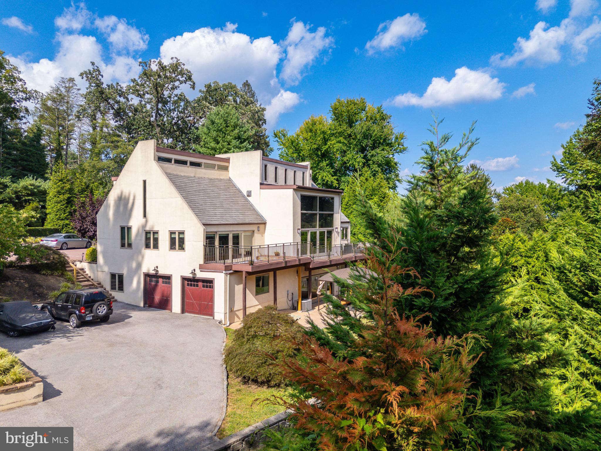 GLADWYNE - Residential