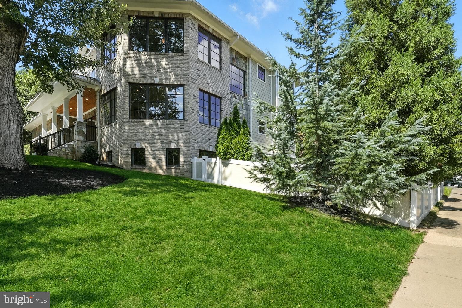 BIRCHWOOD - Residential