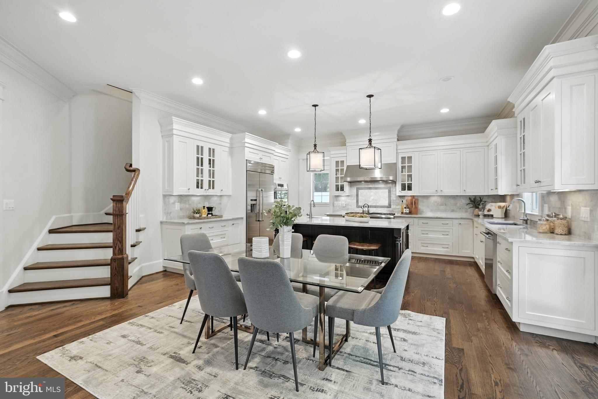 BIRCHWOOD - Residential