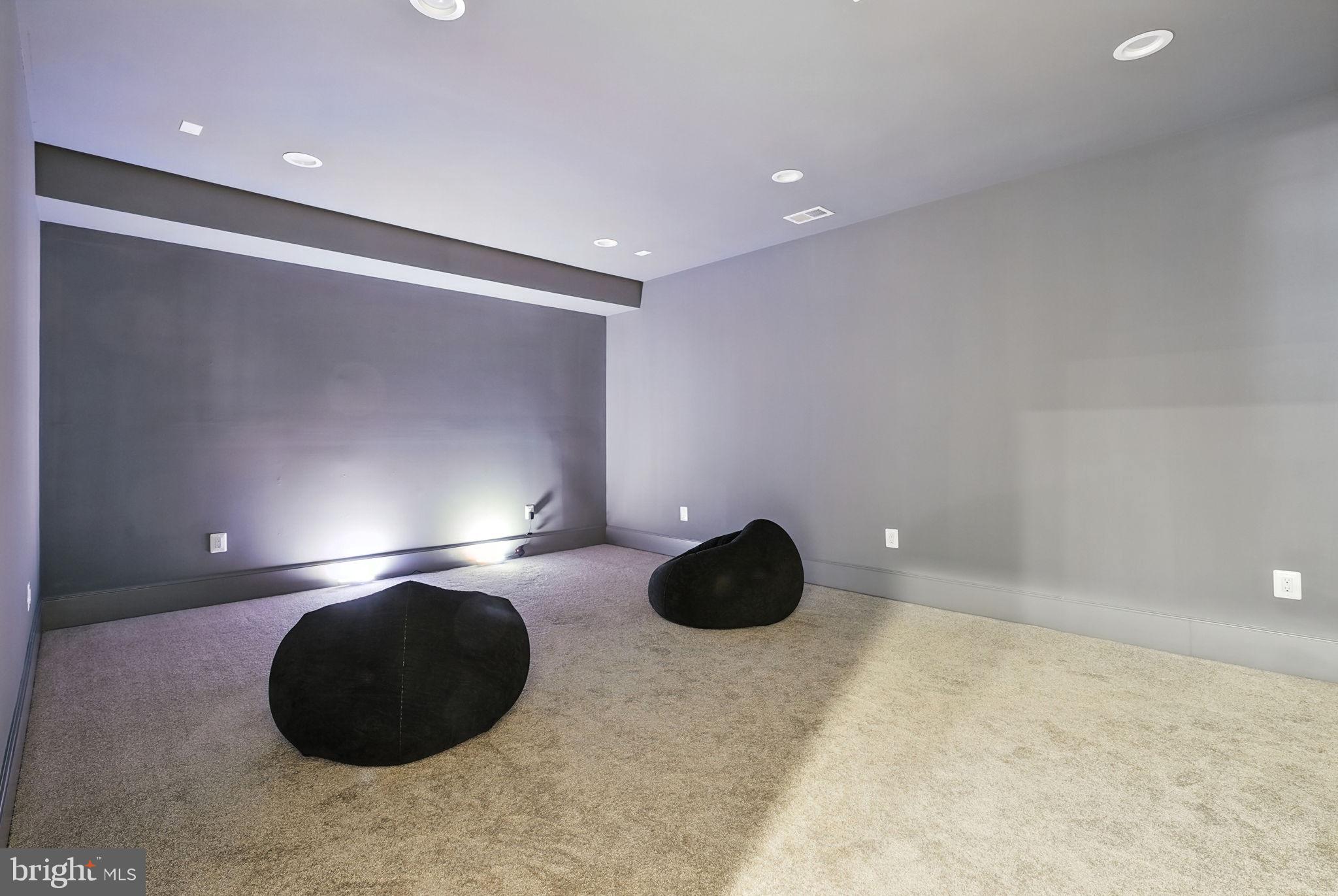 BIRCHWOOD - Residential