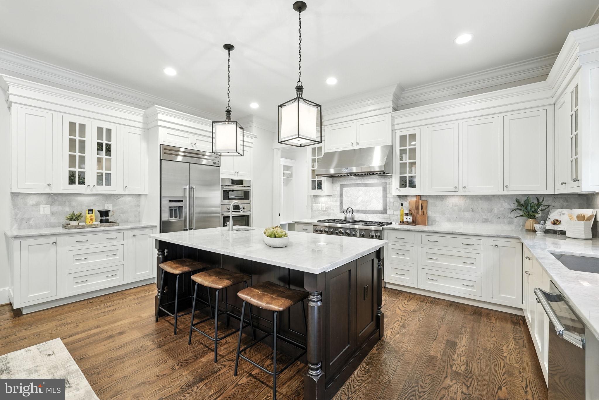 BIRCHWOOD - Residential