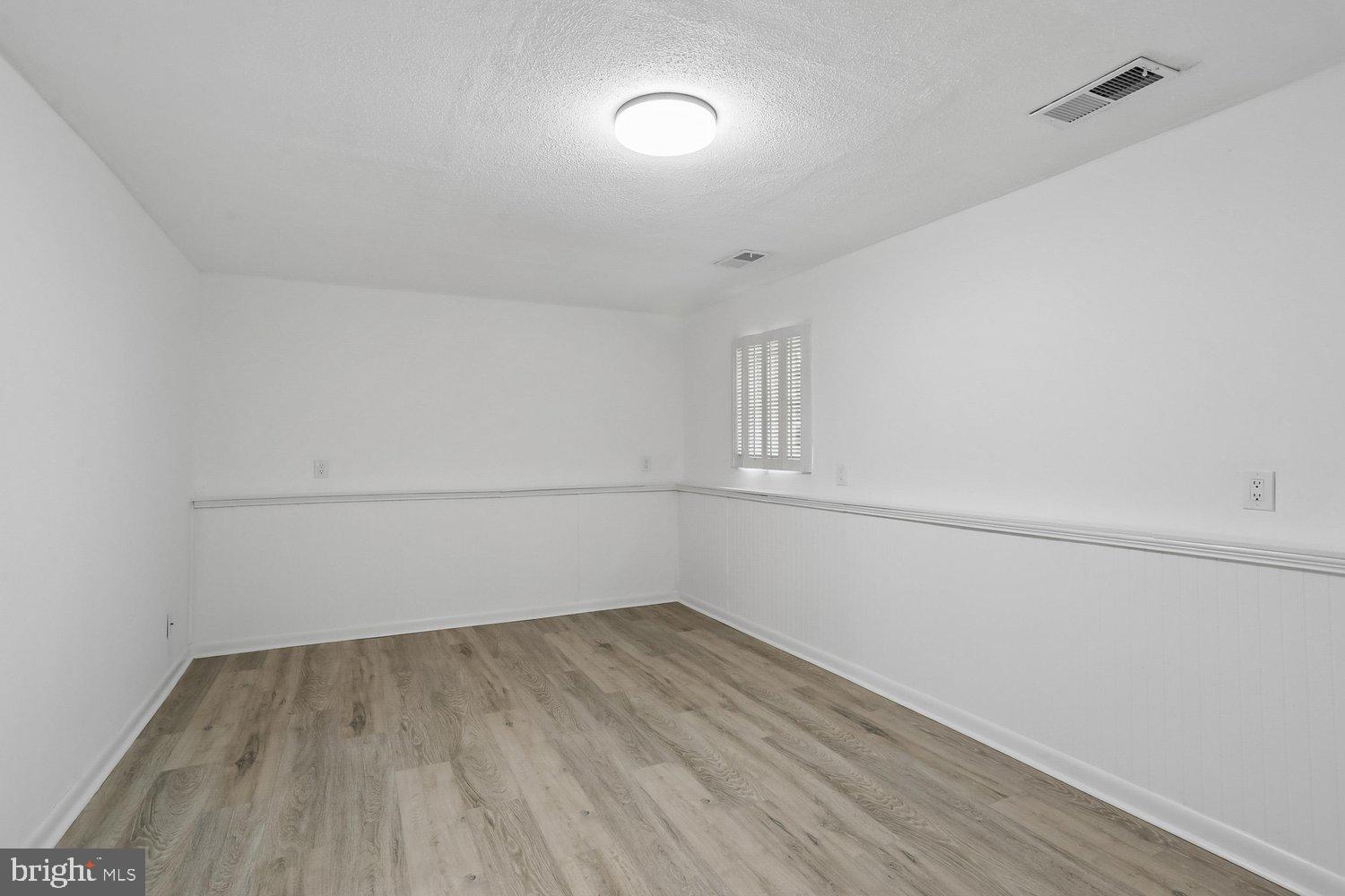 BURKE CENTRE - Residential