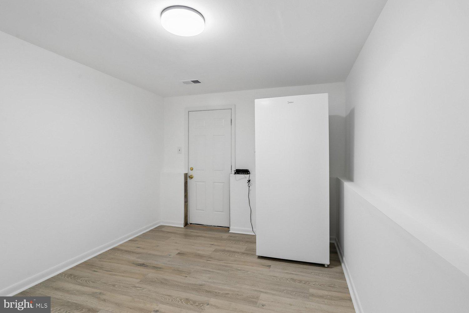 BURKE CENTRE - Residential