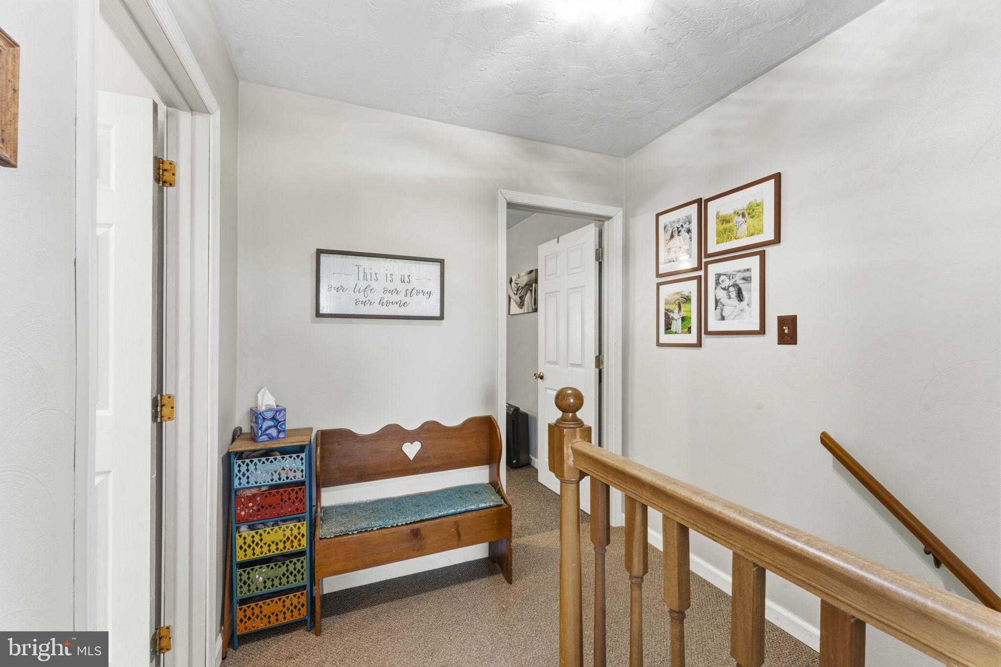 COLONIAL RIDGE - Residential