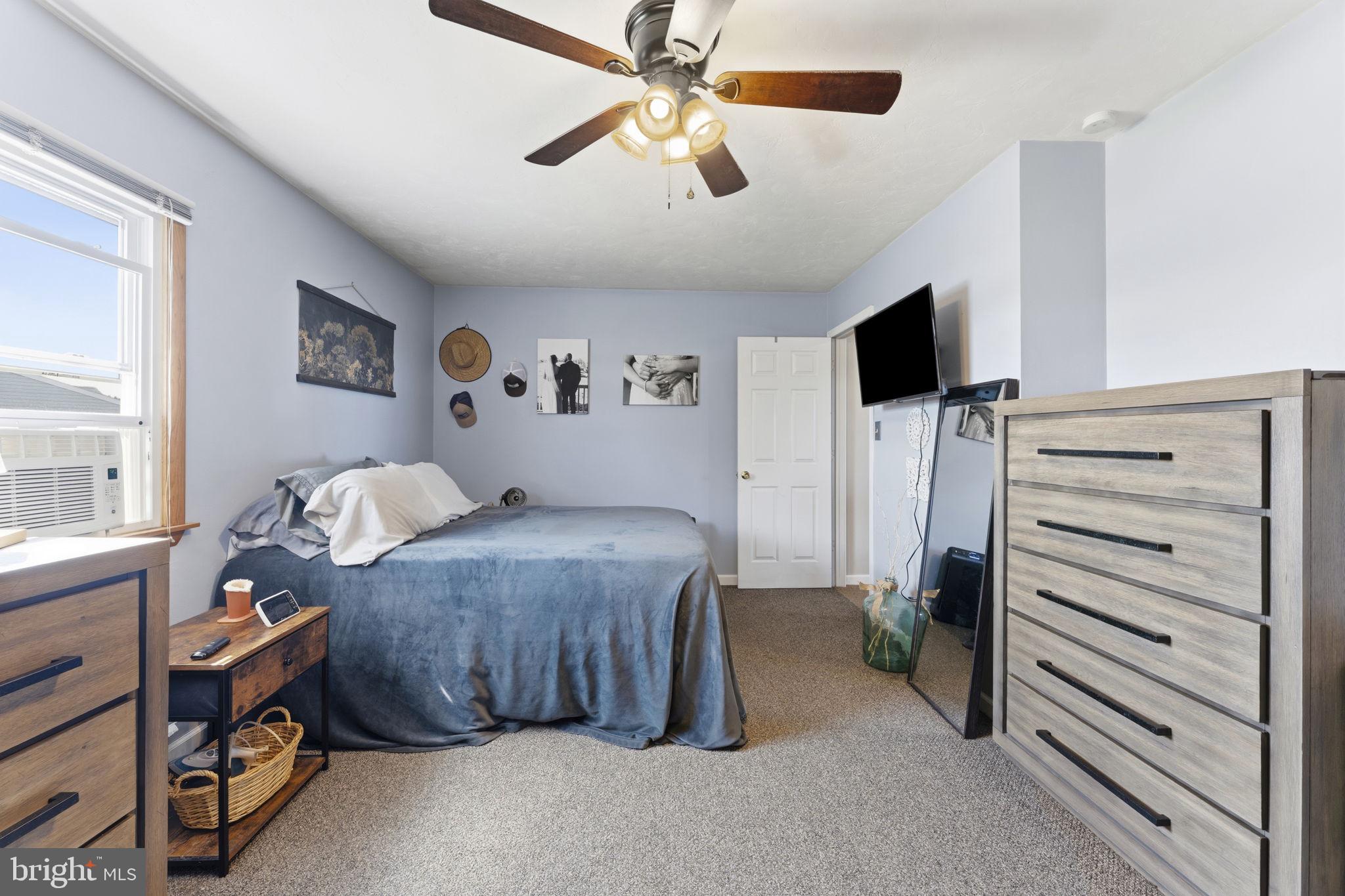 COLONIAL RIDGE - Residential
