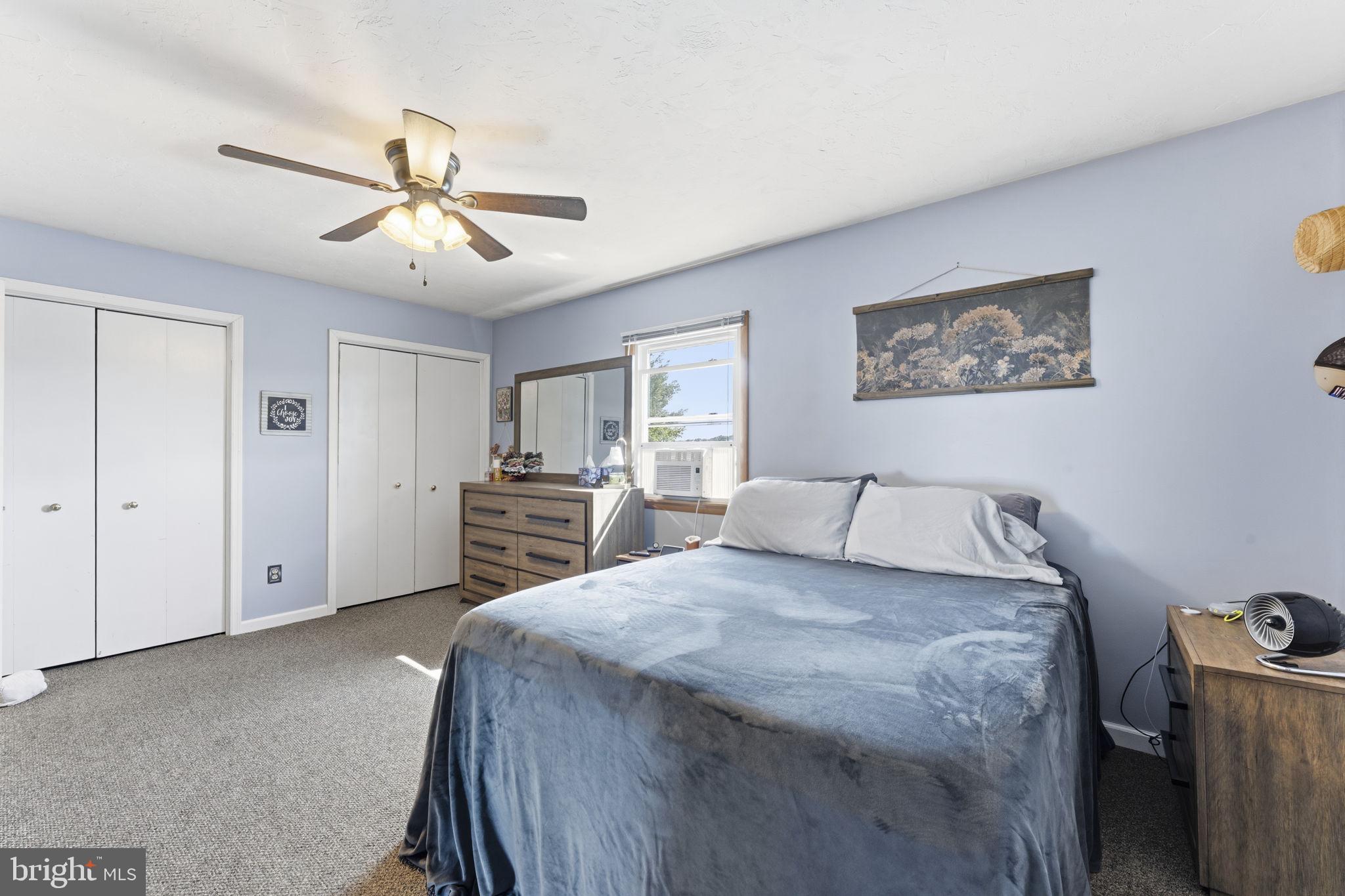COLONIAL RIDGE - Residential