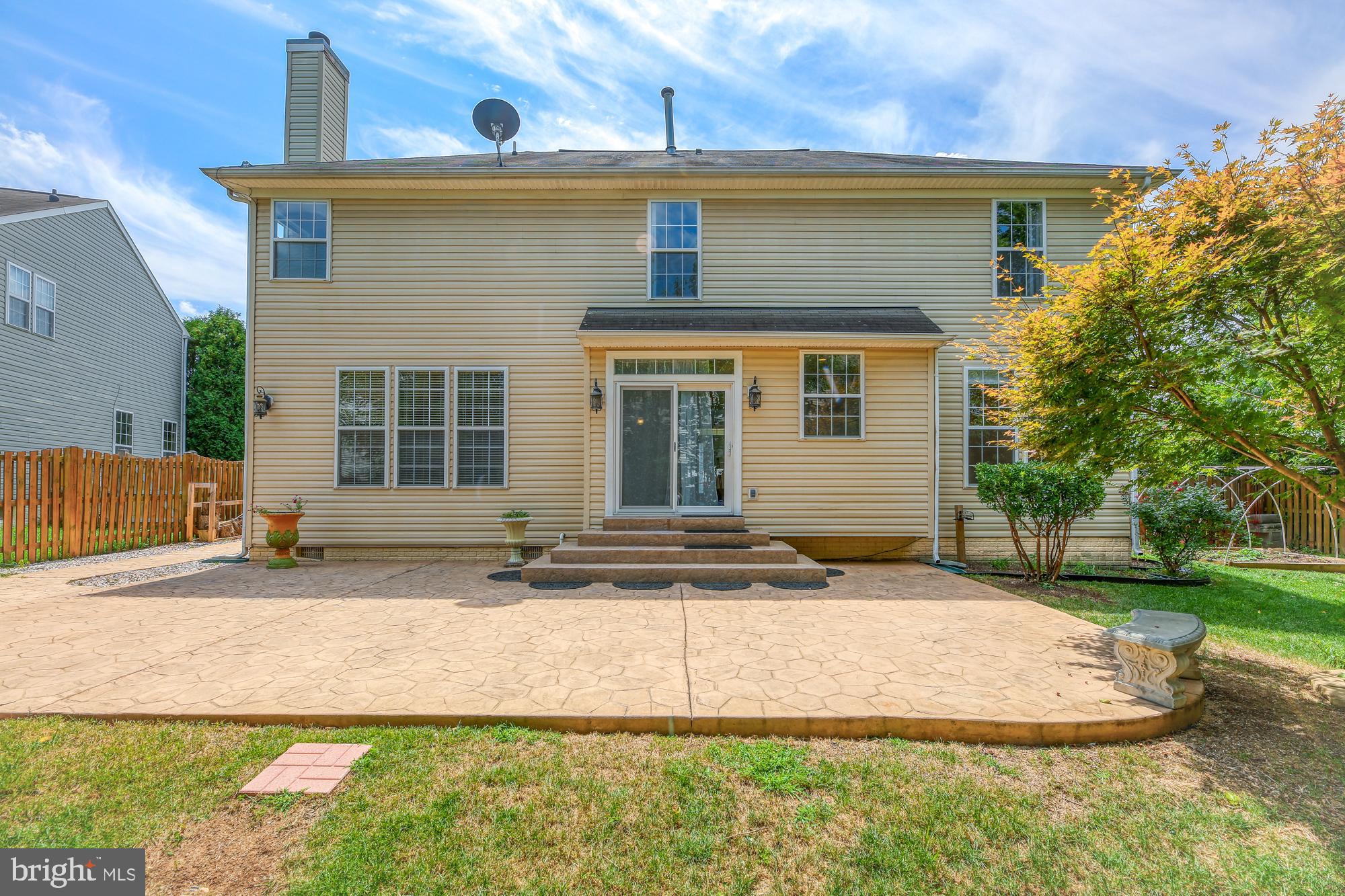 GREAT FALLS CHASE - Residential Lease