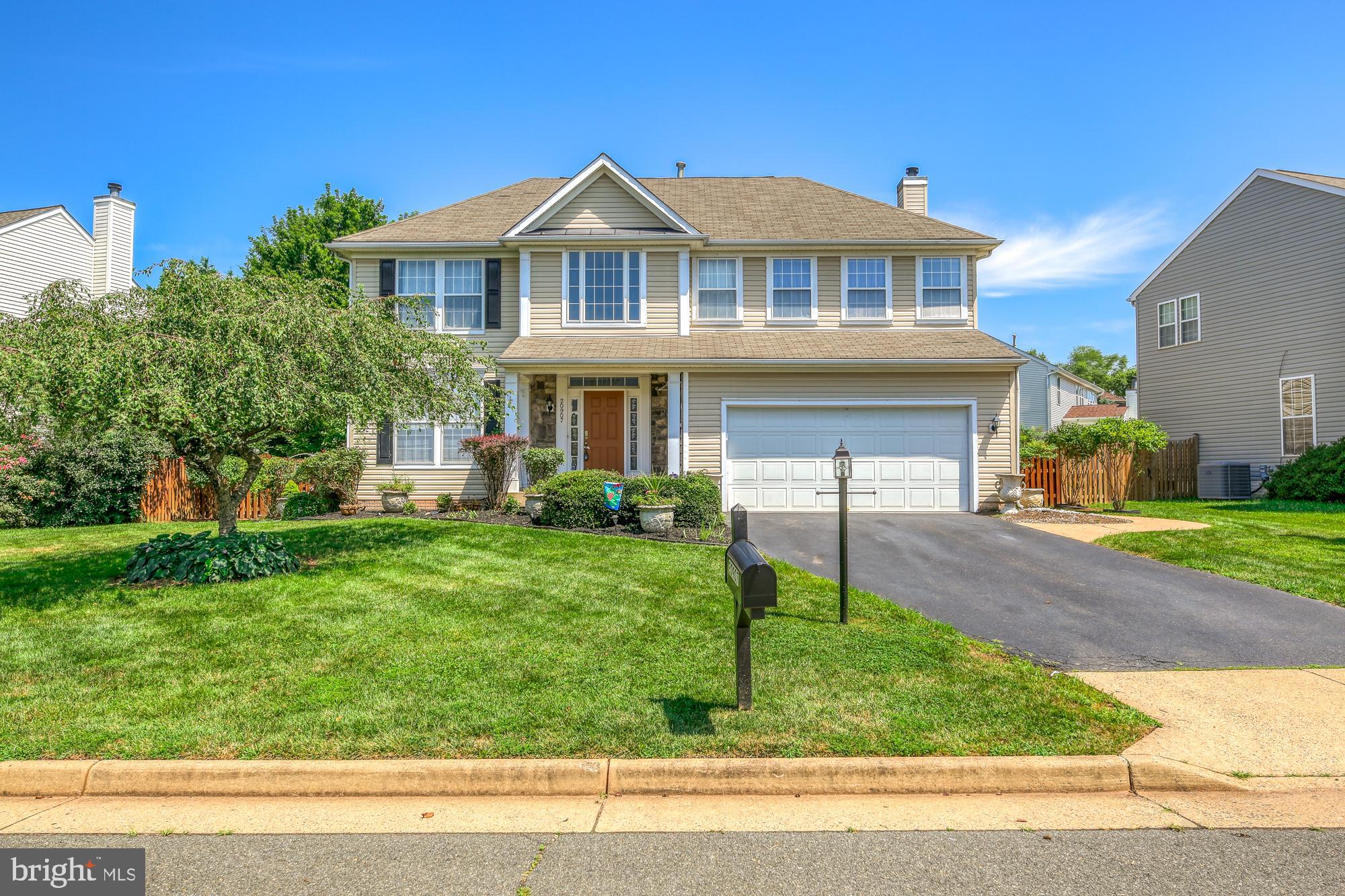 GREAT FALLS CHASE - Residential Lease