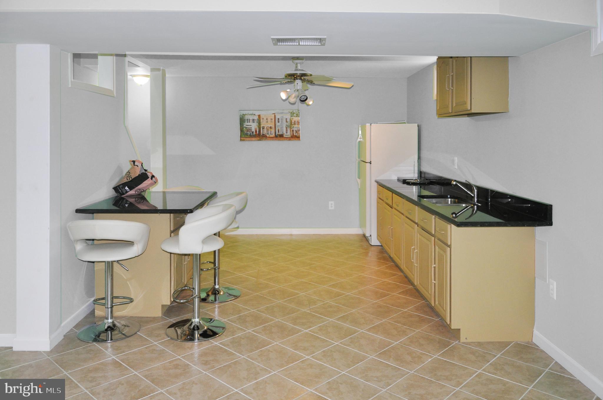 GREAT FALLS CHASE - Residential Lease