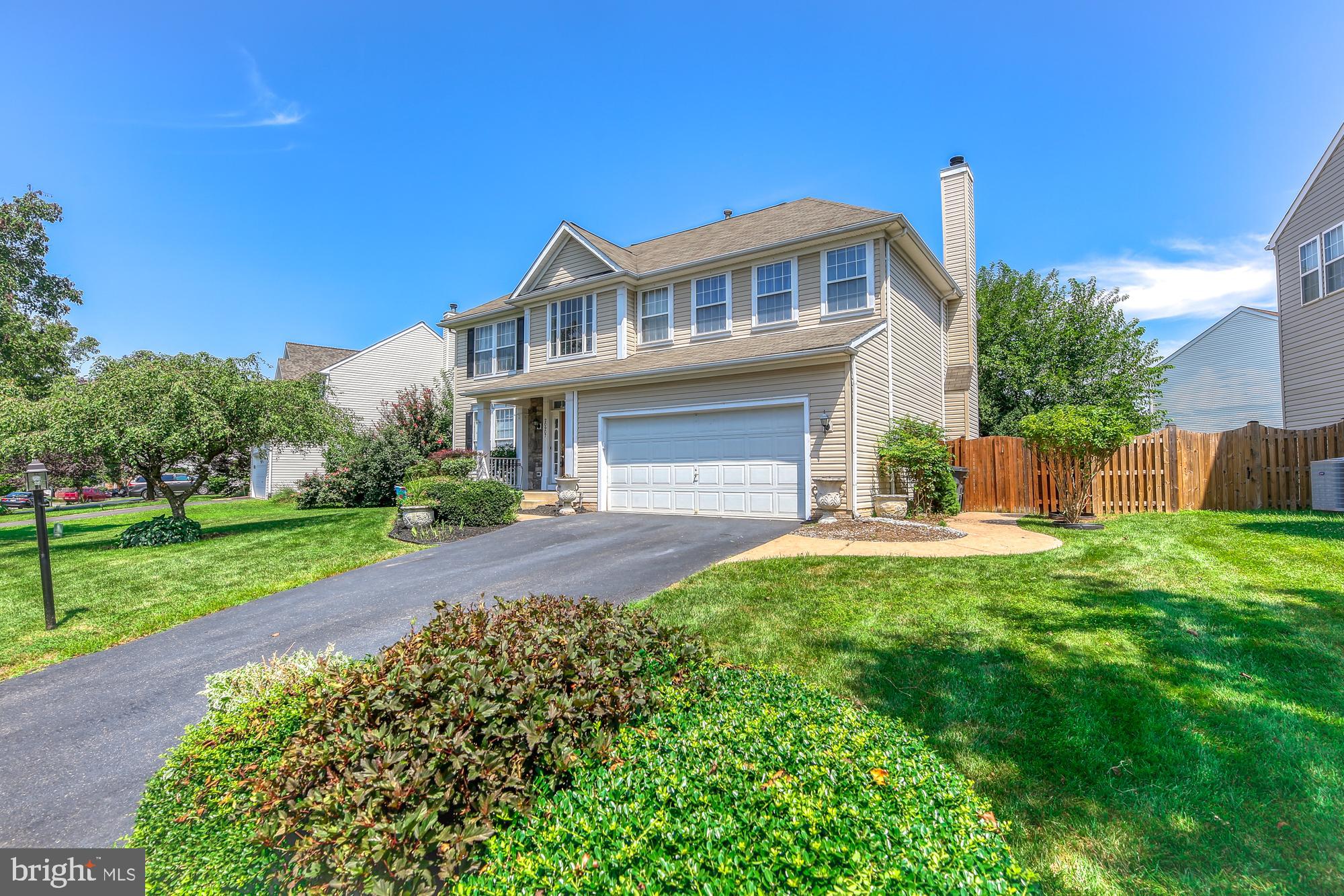 GREAT FALLS CHASE - Residential Lease