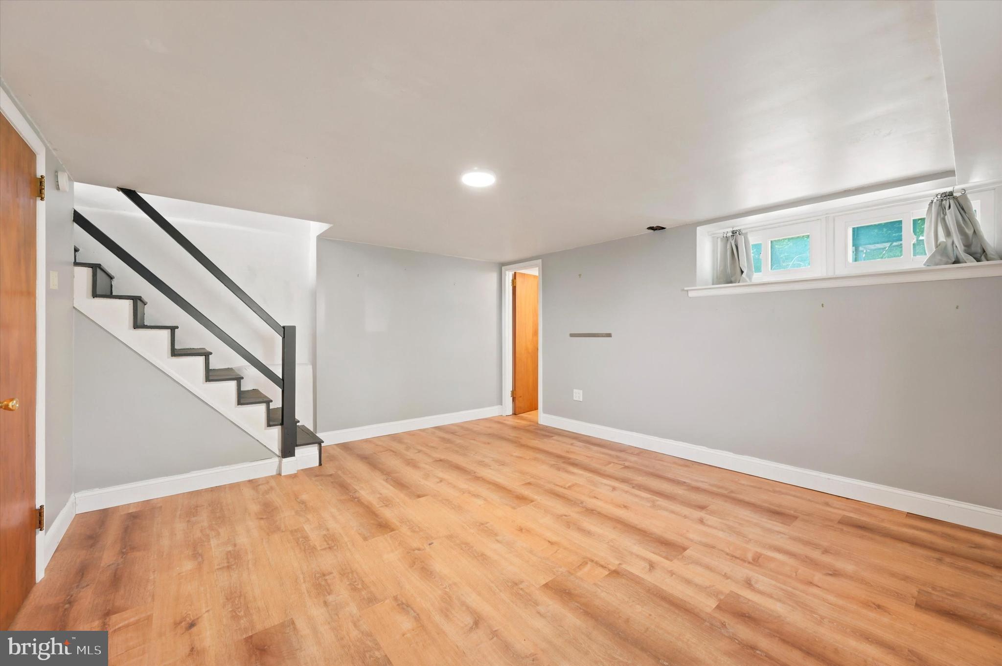 ROXBOROUGH - Residential