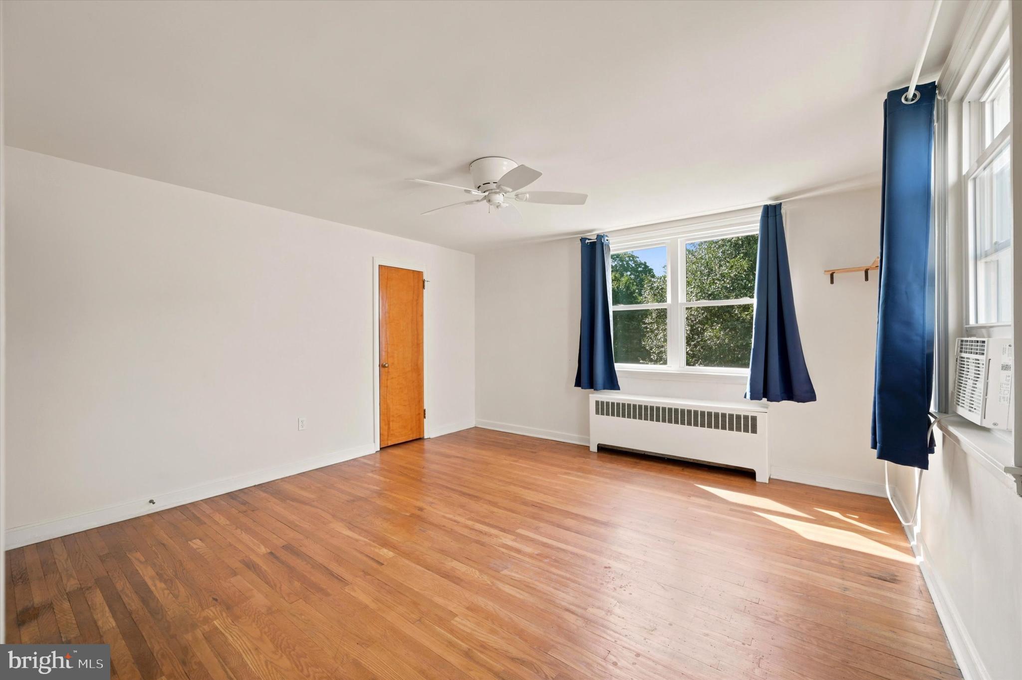 ROXBOROUGH - Residential