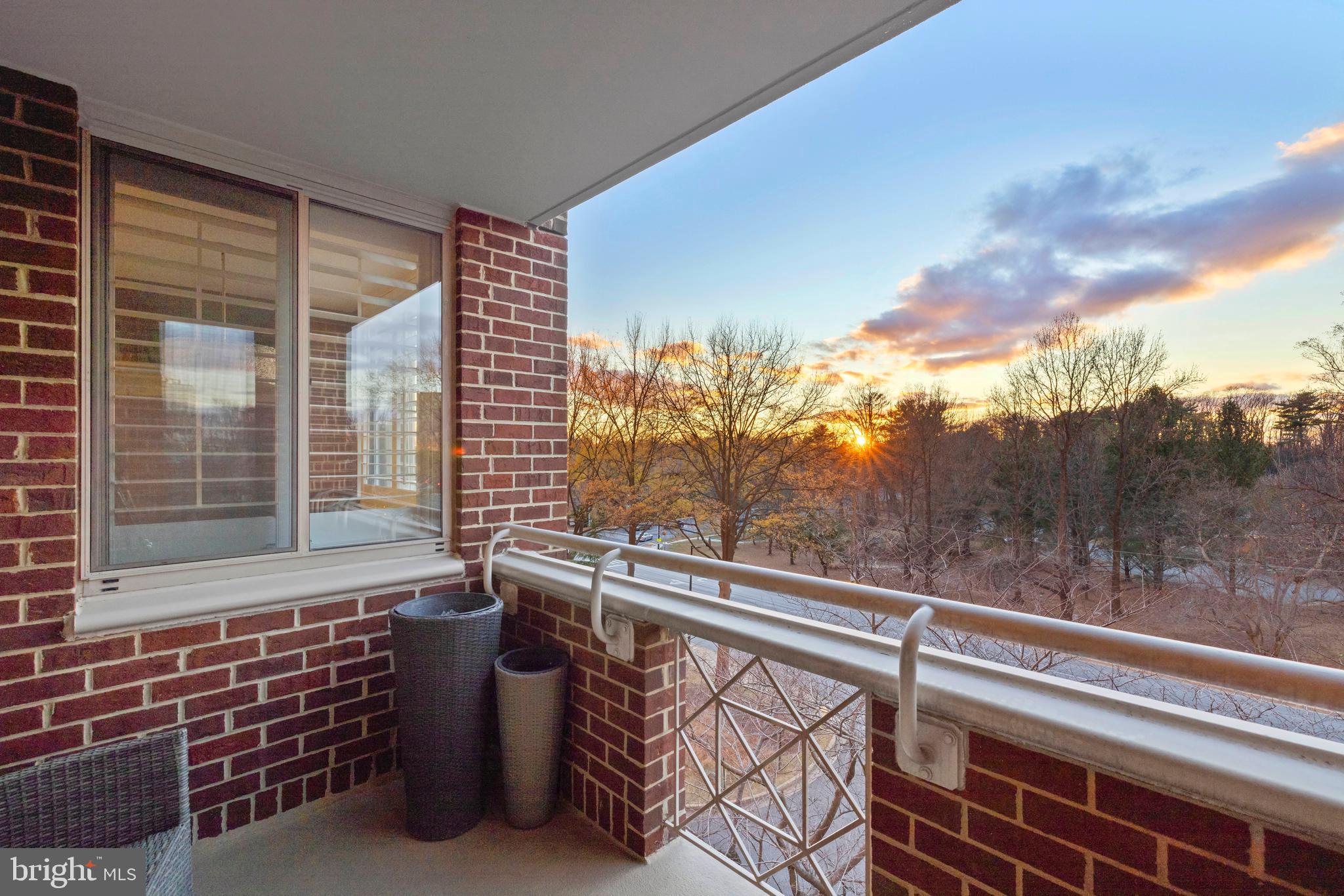 THE WISCONSIN - Residential