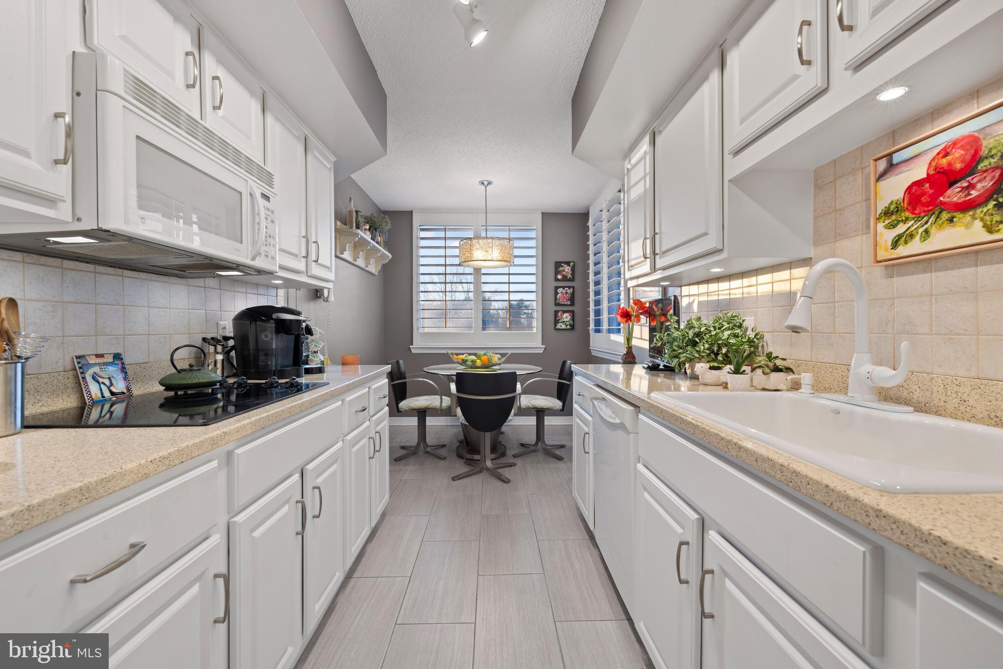THE WISCONSIN - Residential