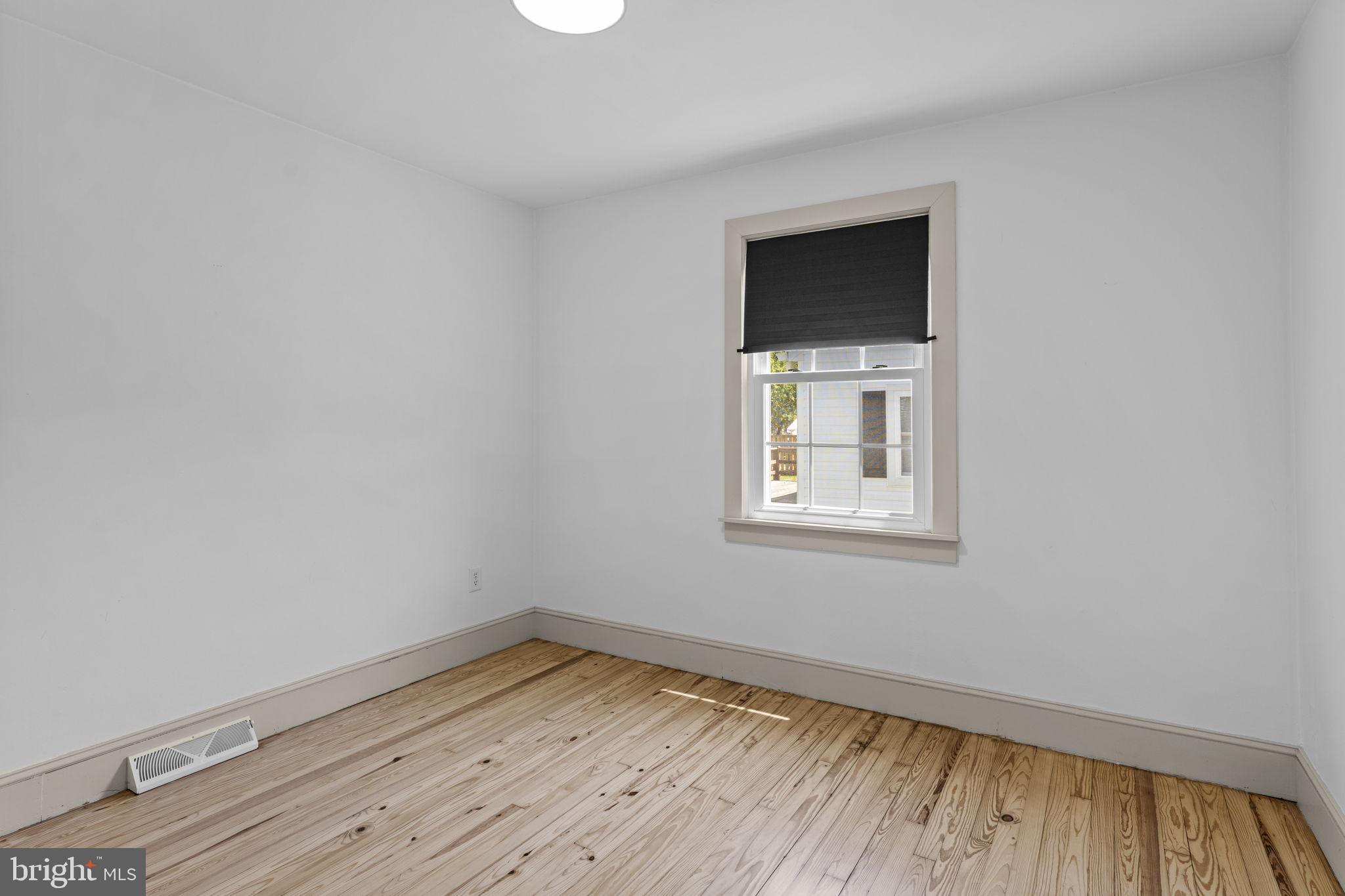 JONES - Residential