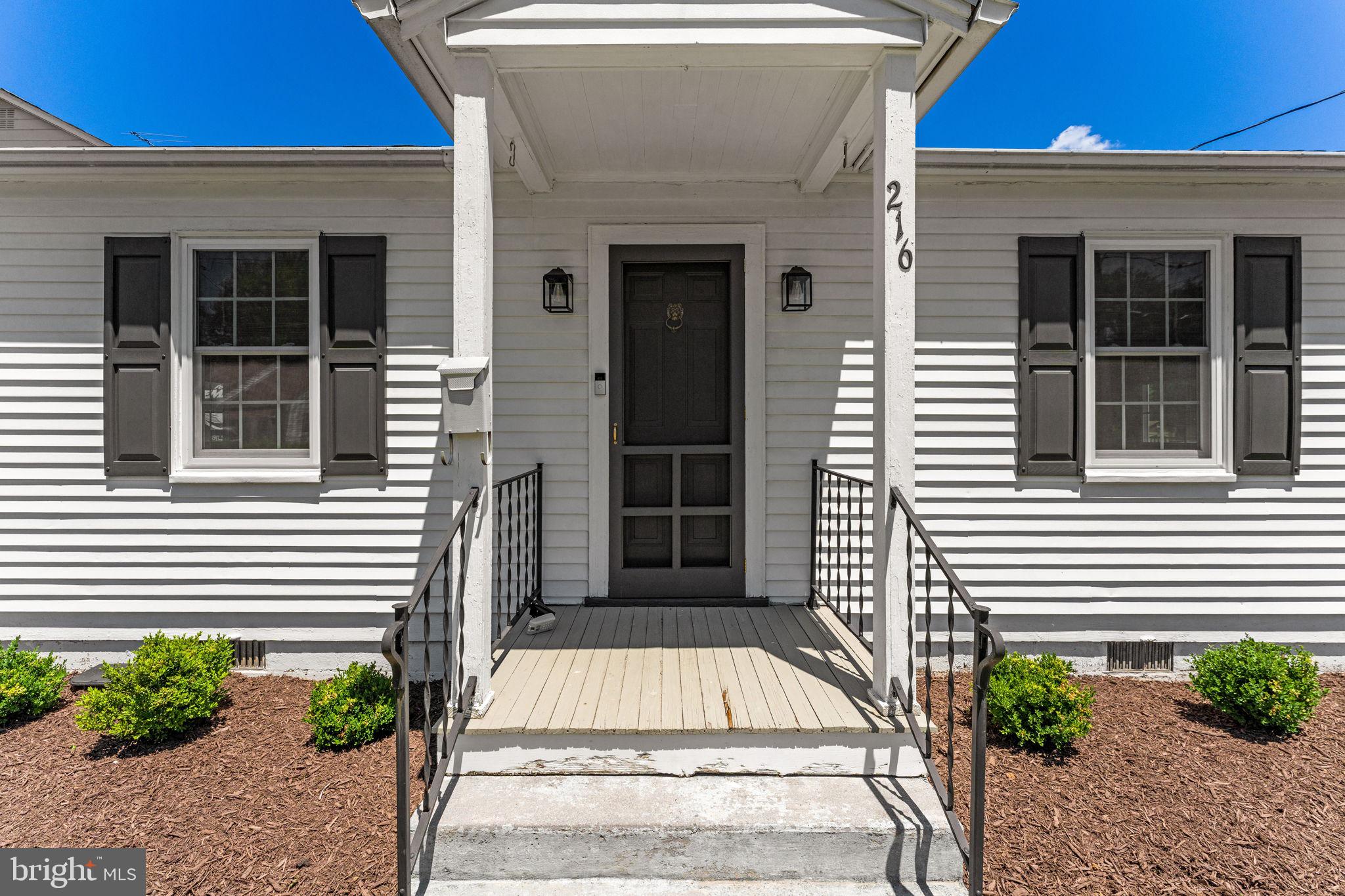 JONES - Residential