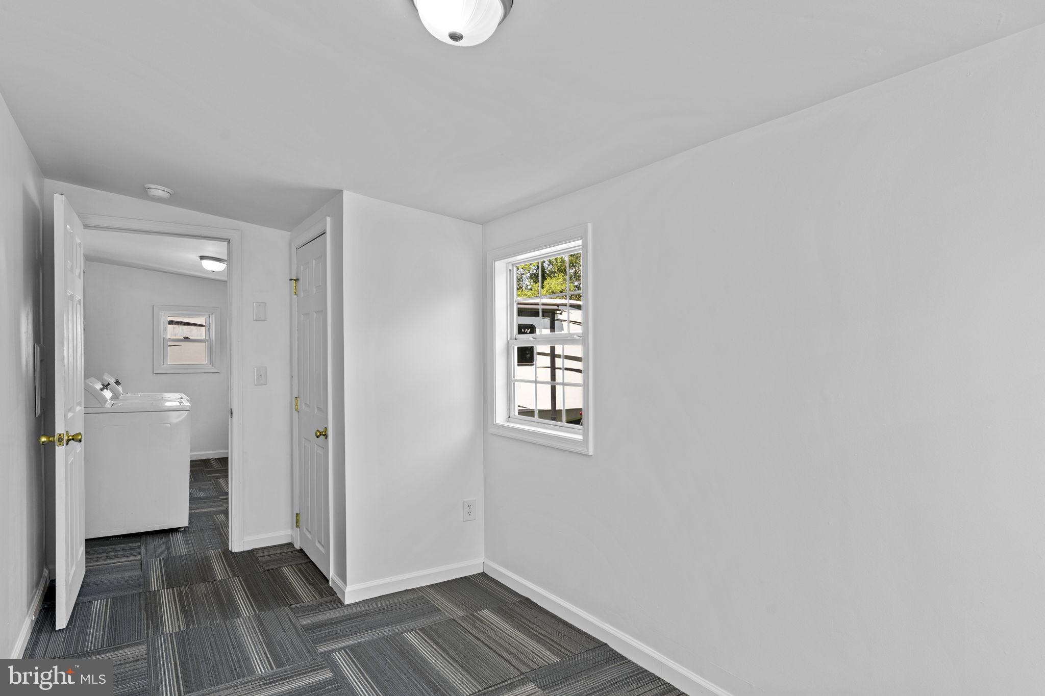 JONES - Residential