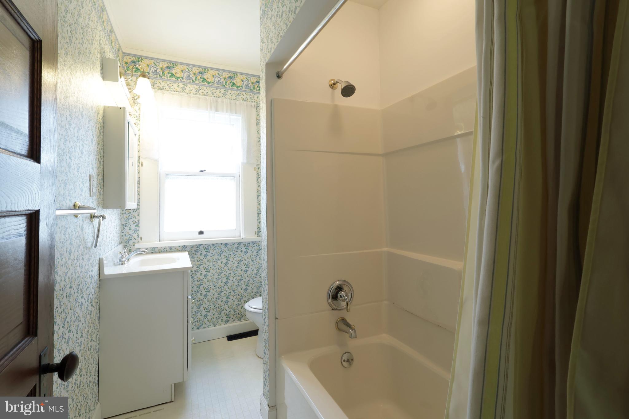 HOWARD - Residential