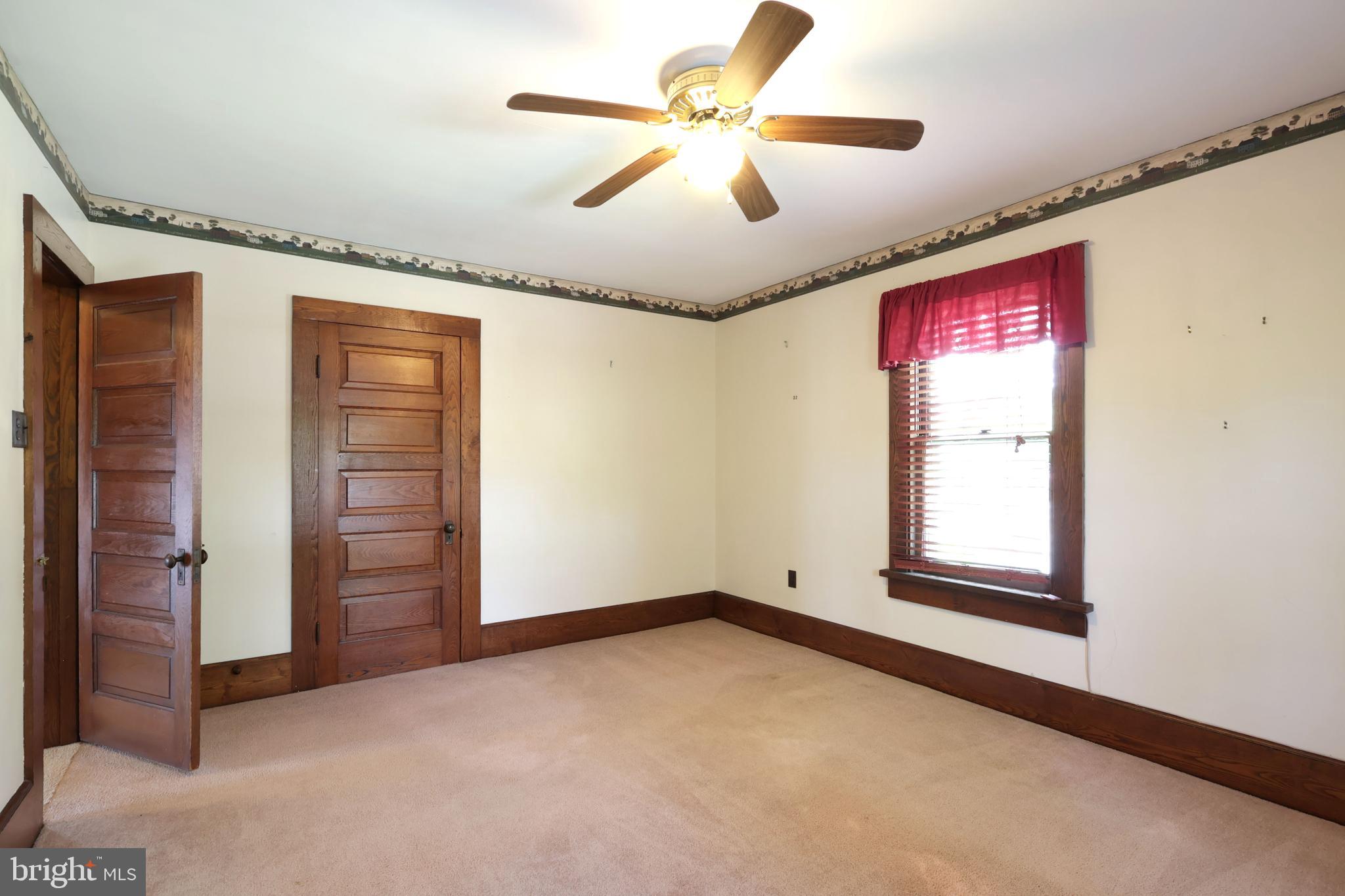 HOWARD - Residential