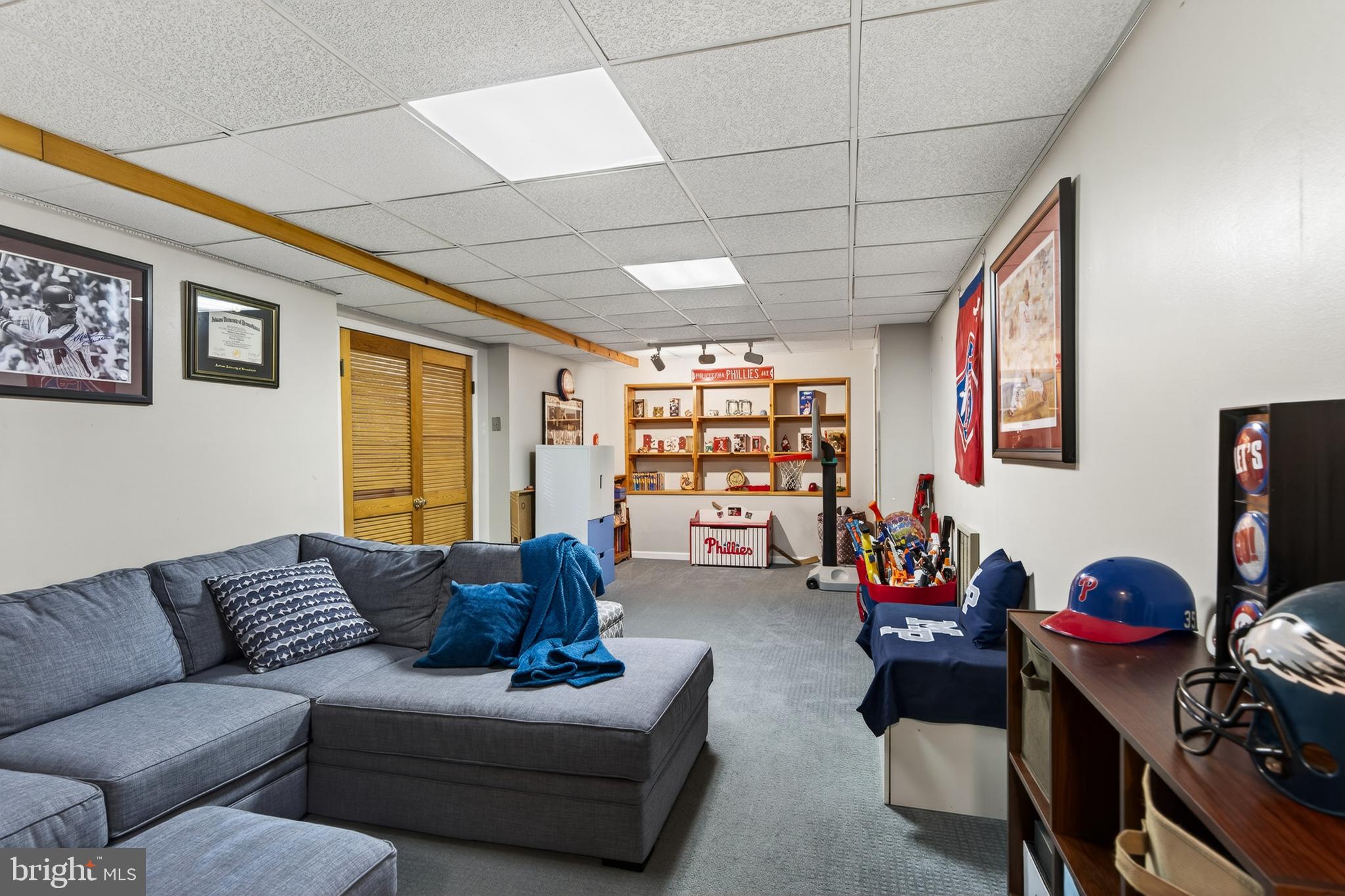 FAIRWAY VILLAGE - Residential