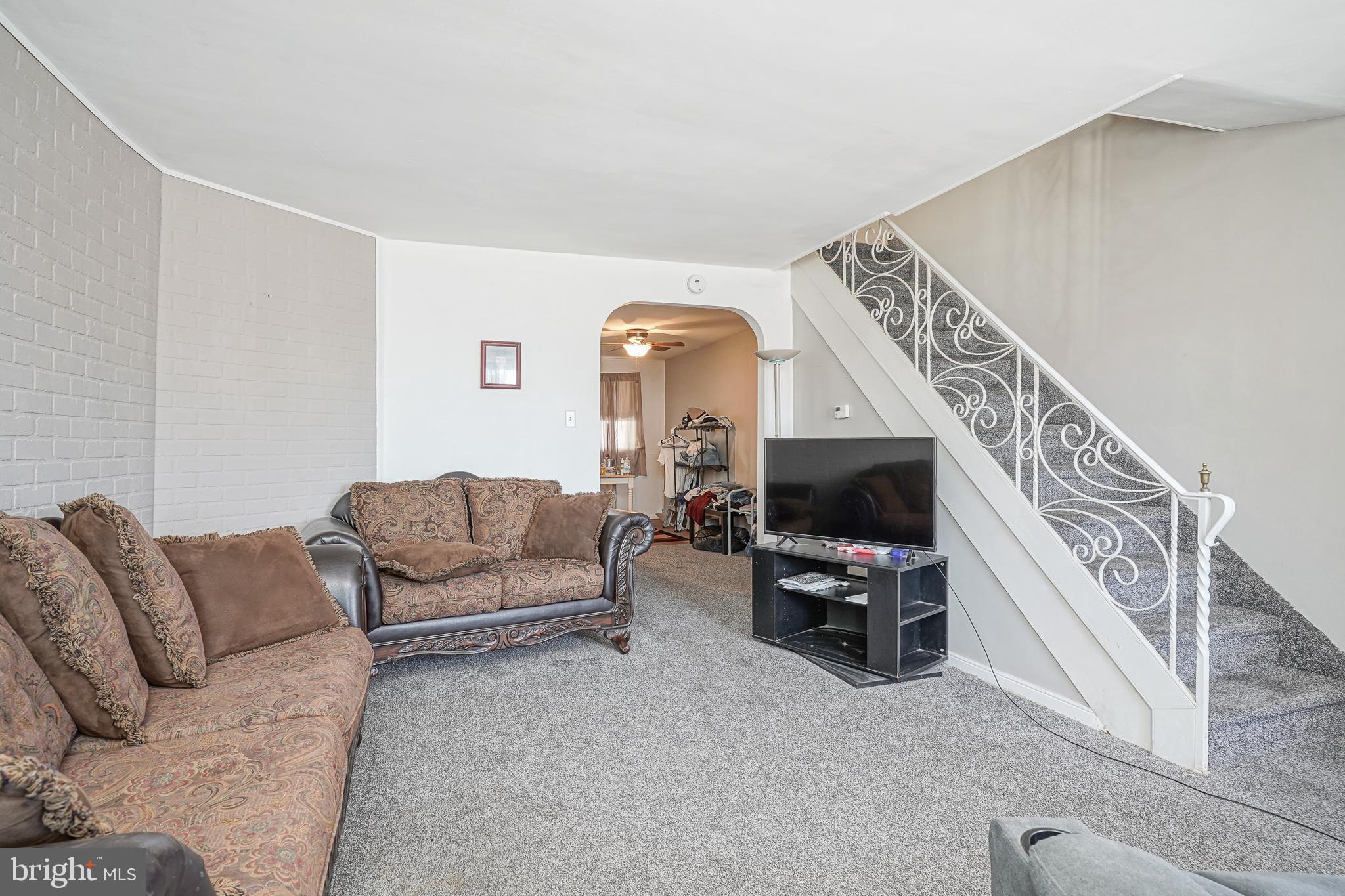 MAYFAIR (WEST) - Residential