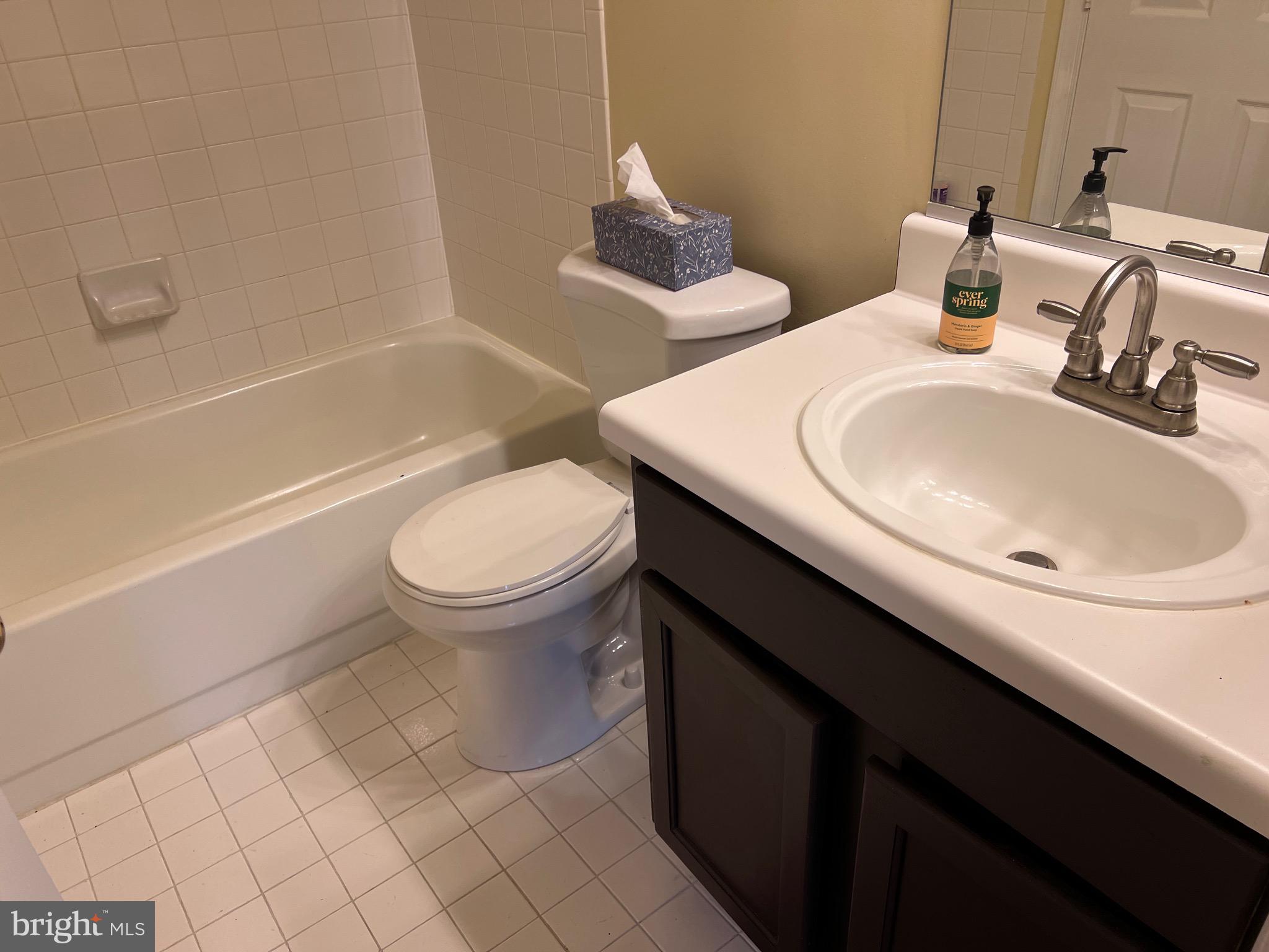 SANDERLING CONDO - Residential Lease