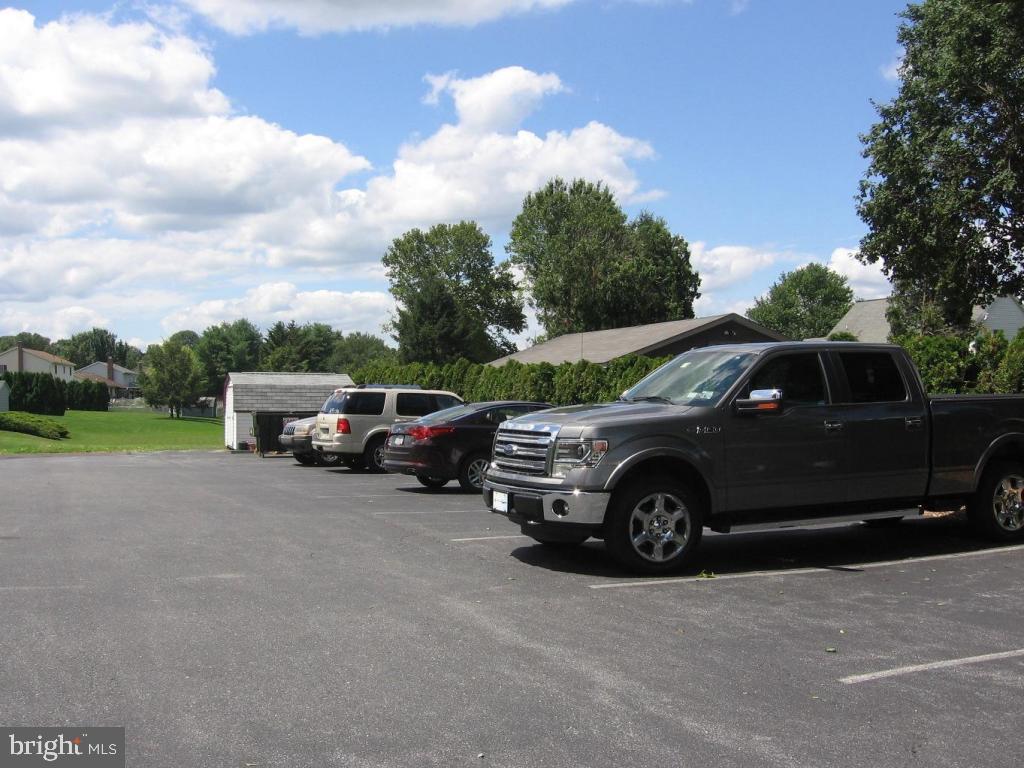 EPHRATA - Commercial Lease