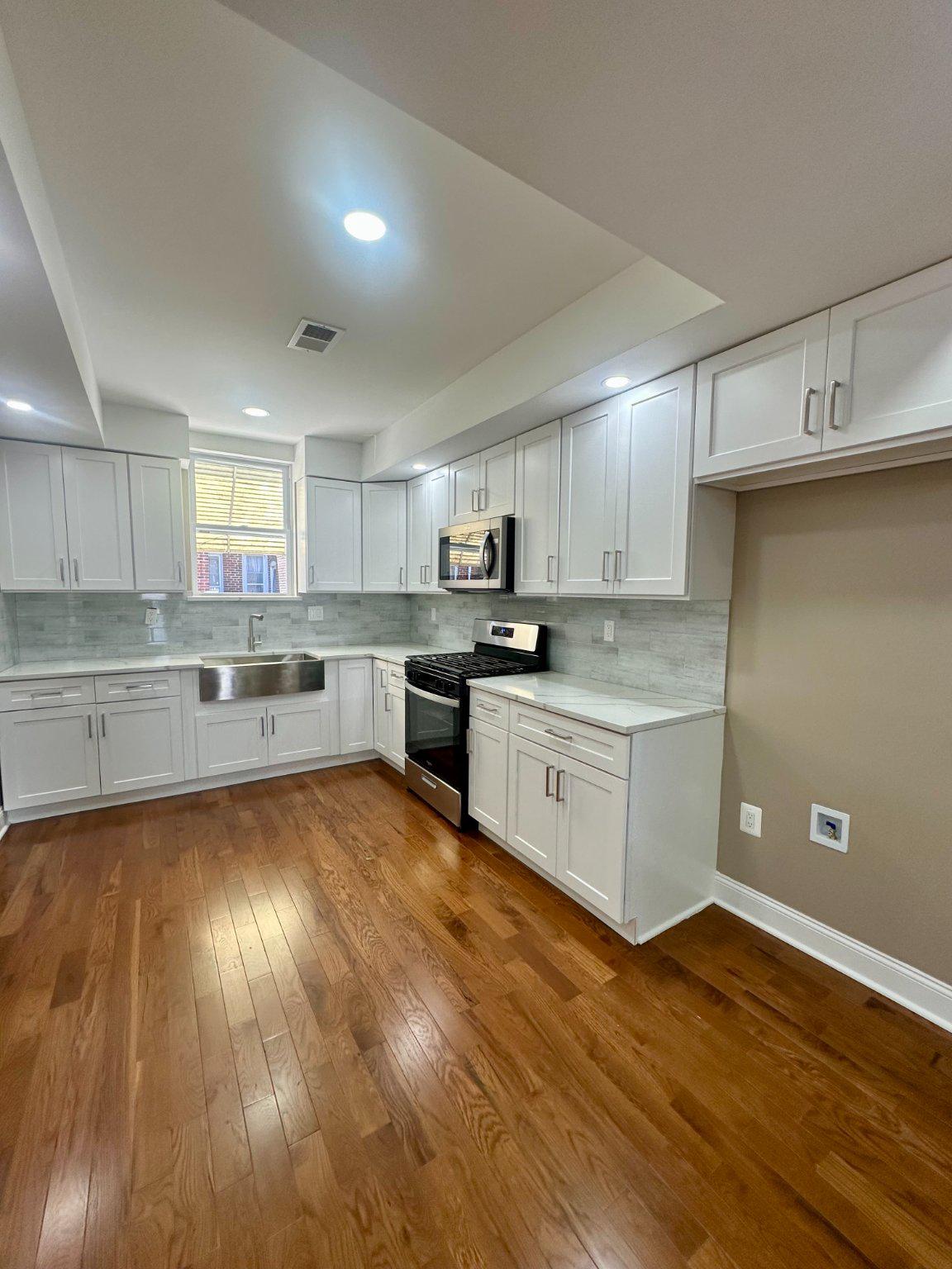 SUMMERDALE - Residential