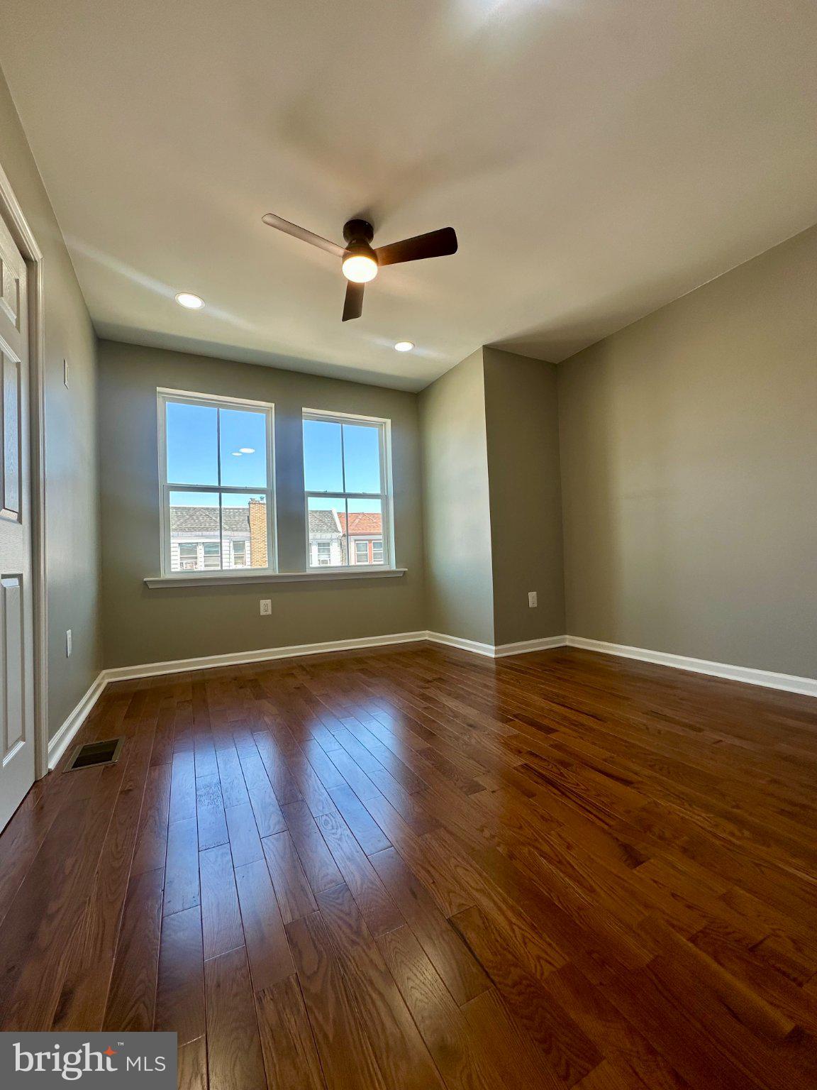 SUMMERDALE - Residential
