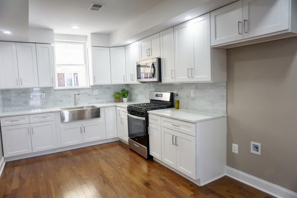 SUMMERDALE - Residential