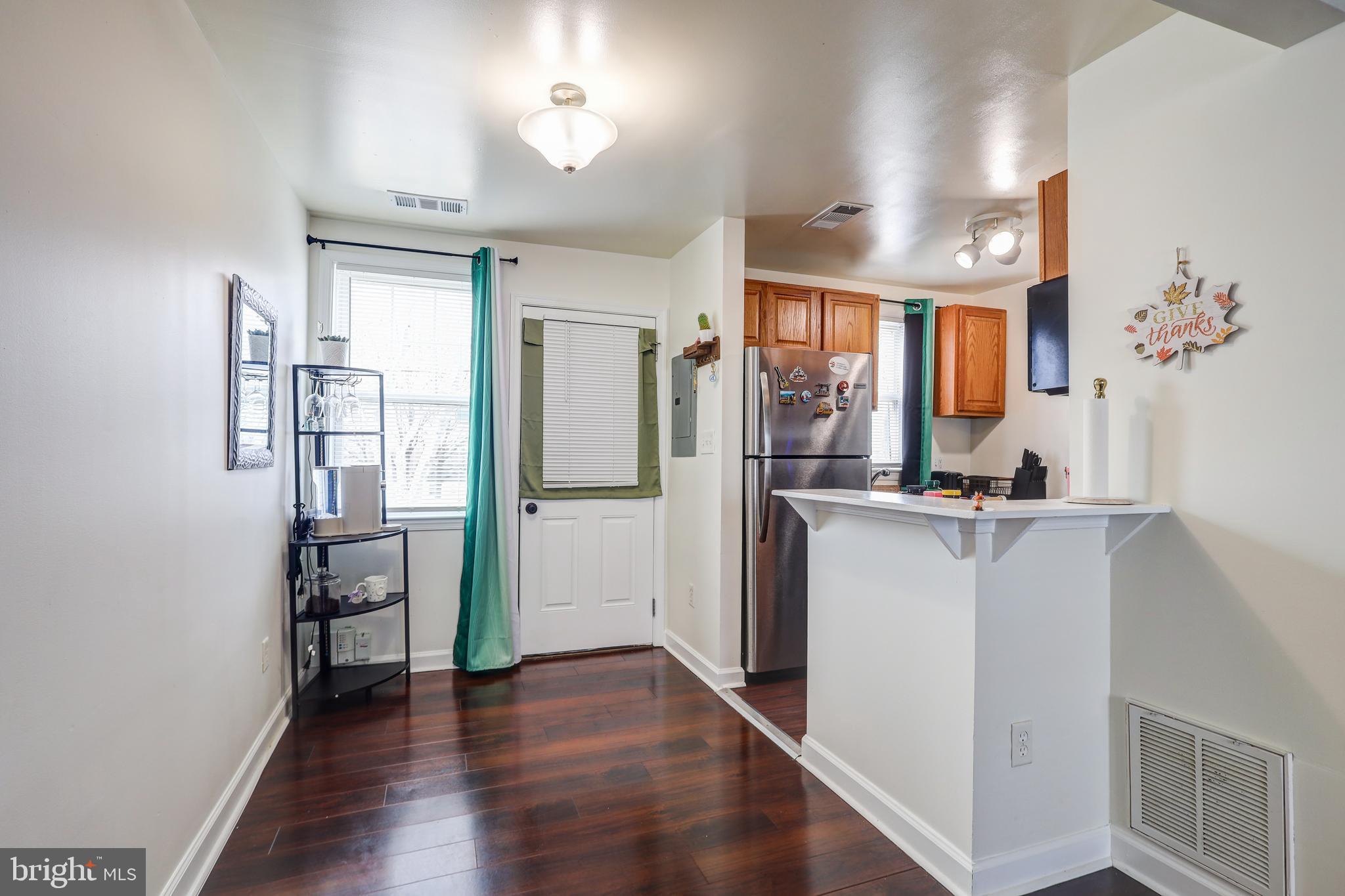 KENT VILLAGE - Residential