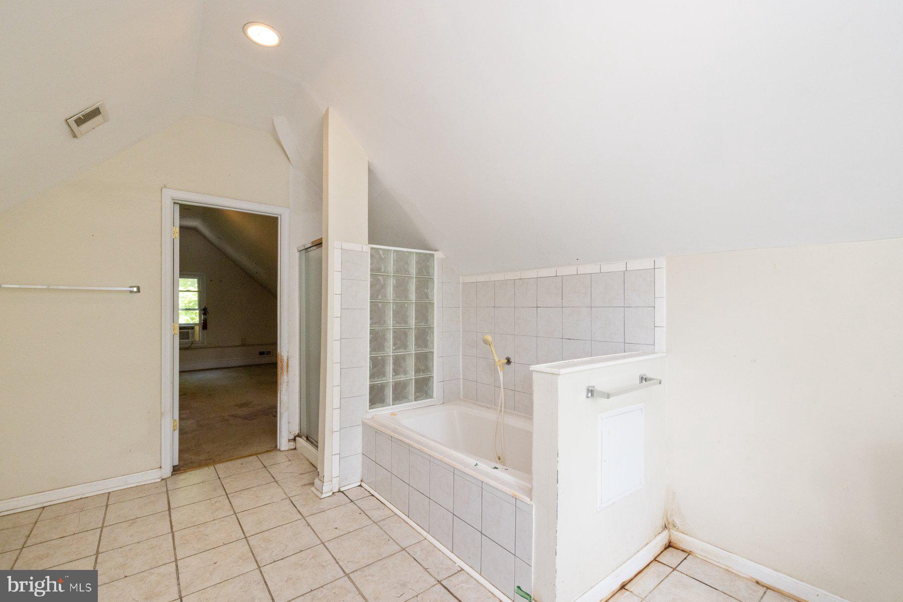MOUNT RAINIER - Residential