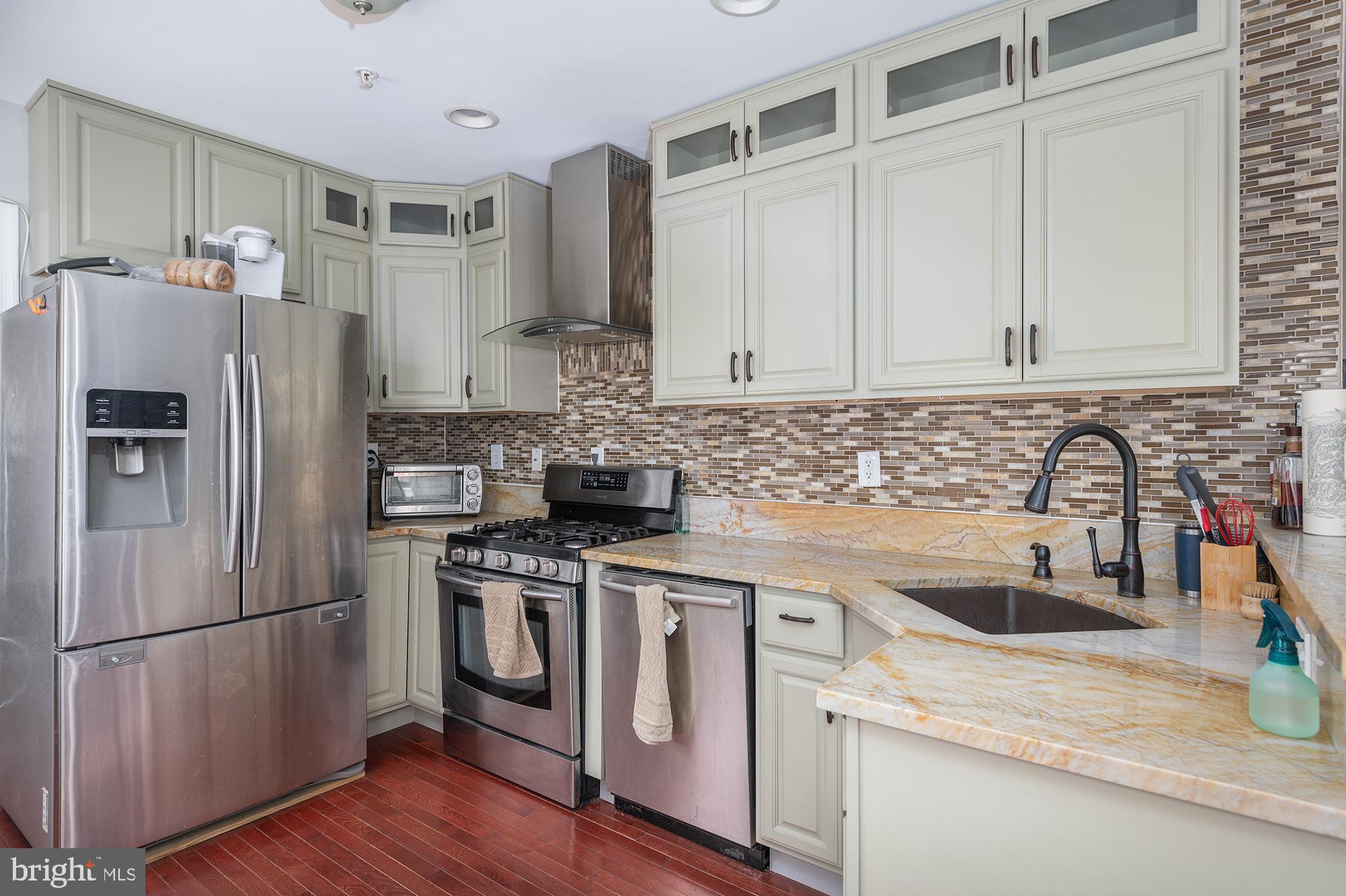 FELLS POINT HISTORIC DISTRICT - Residential Lease