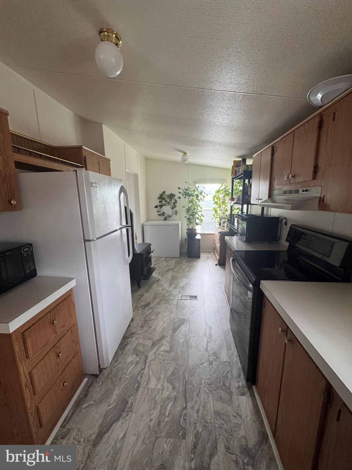 WALNUT GROVE MOBILE HOME PARK - Residential