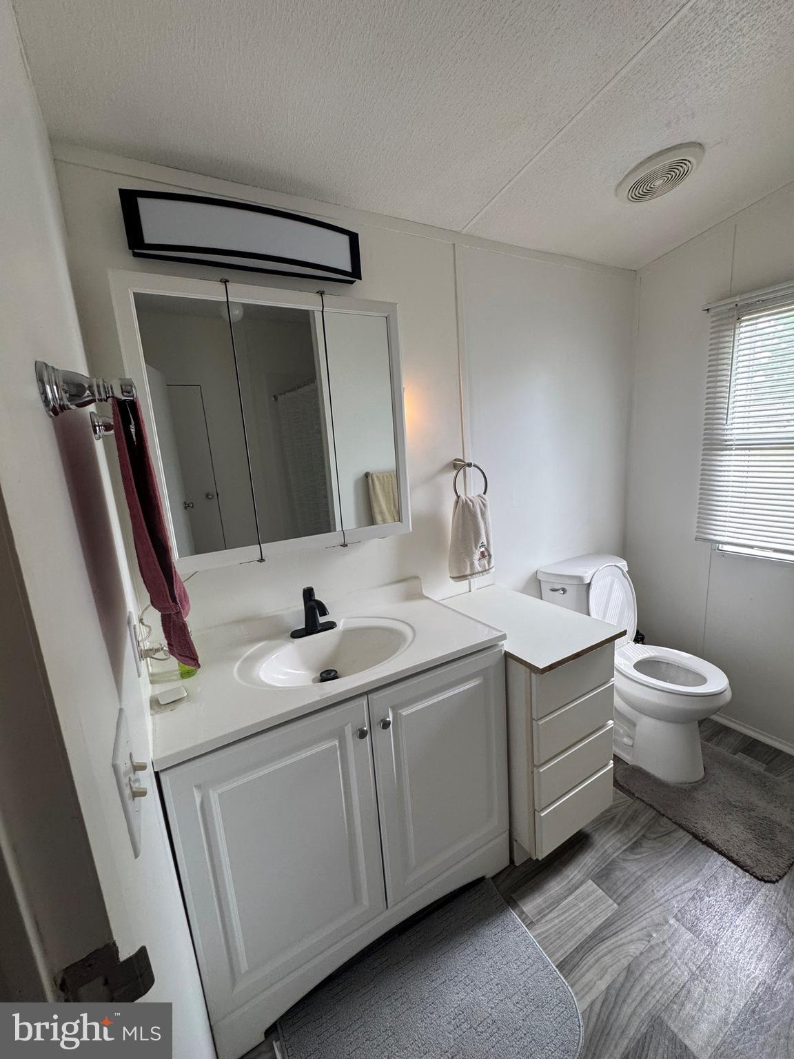 WALNUT GROVE MOBILE HOME PARK - Residential