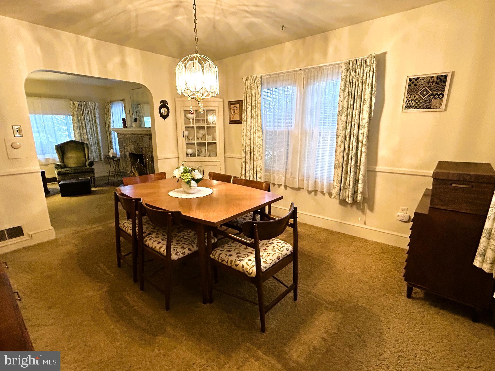 HOLLYWOOD HEIGHTS - Residential
