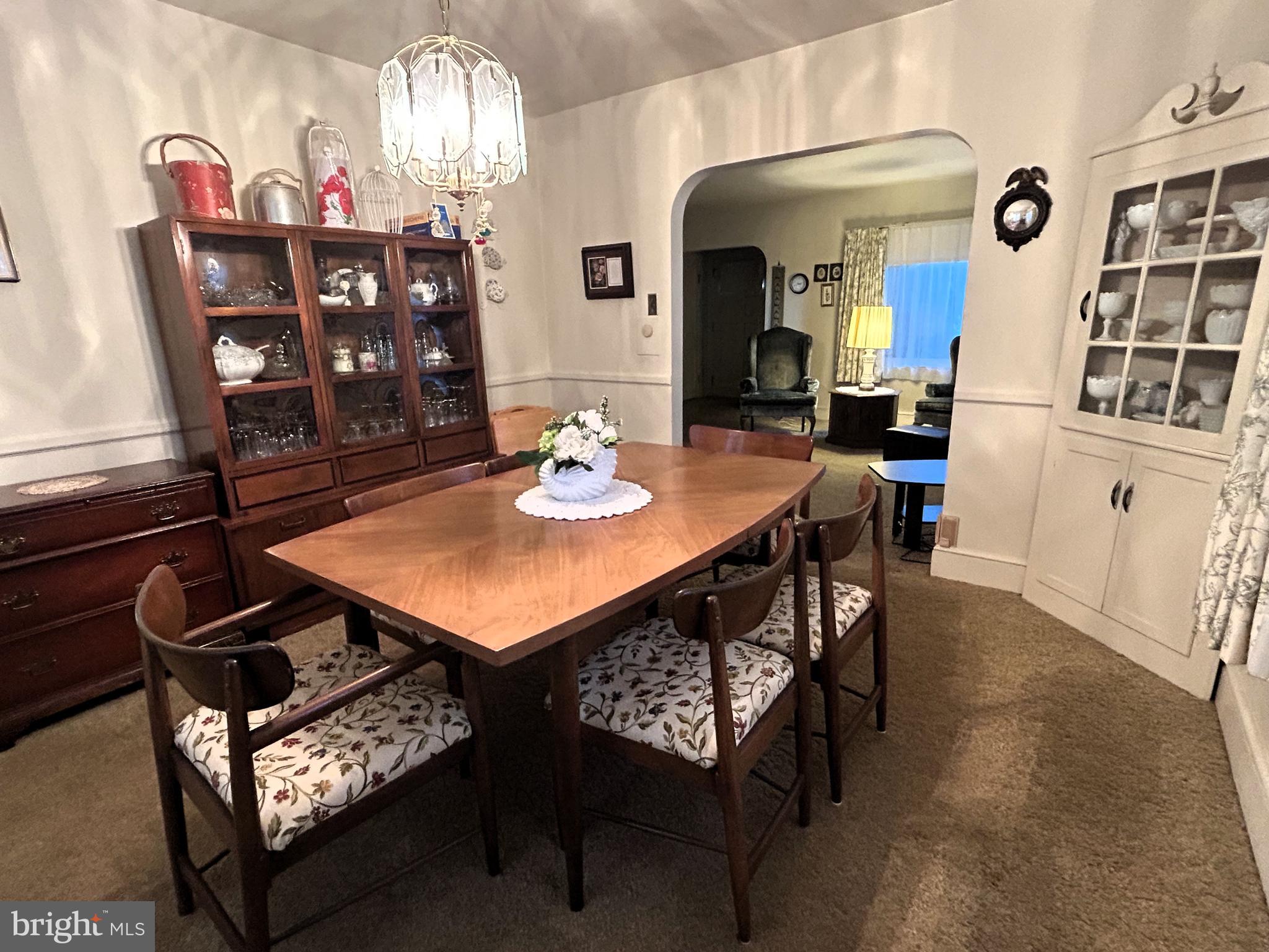 HOLLYWOOD HEIGHTS - Residential