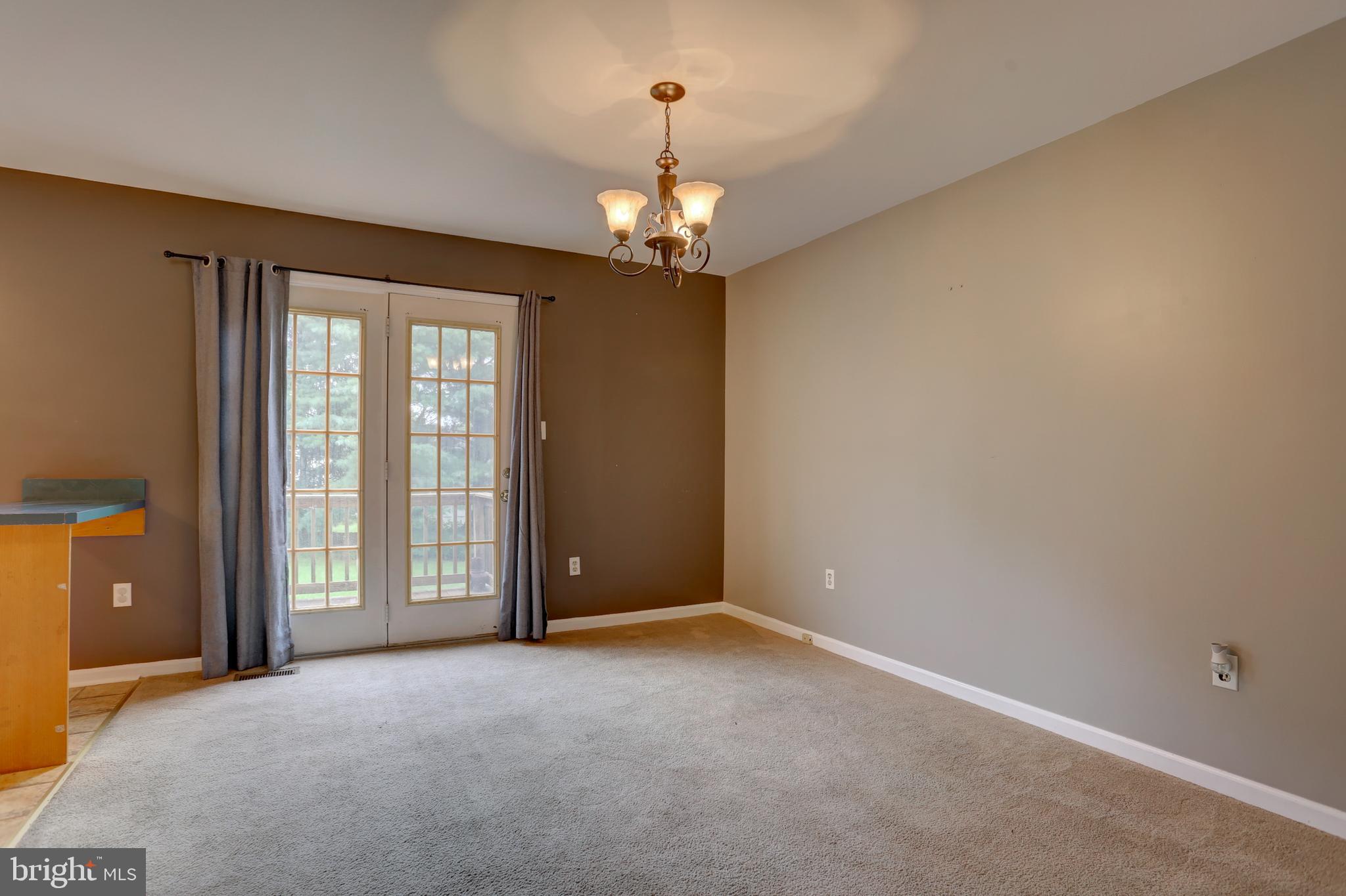 GABLE PARK WOODS - Residential