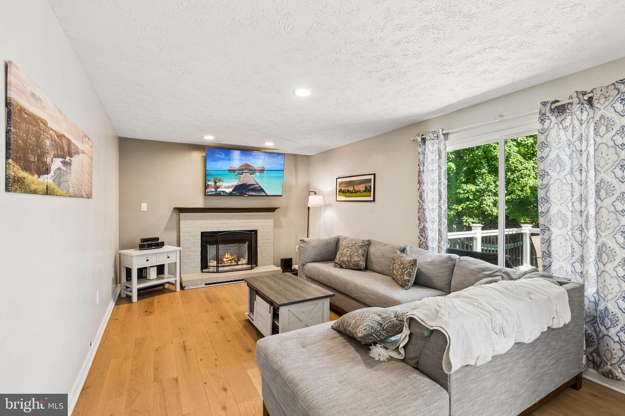 BALLENGER CREEK MEADOWS - Residential